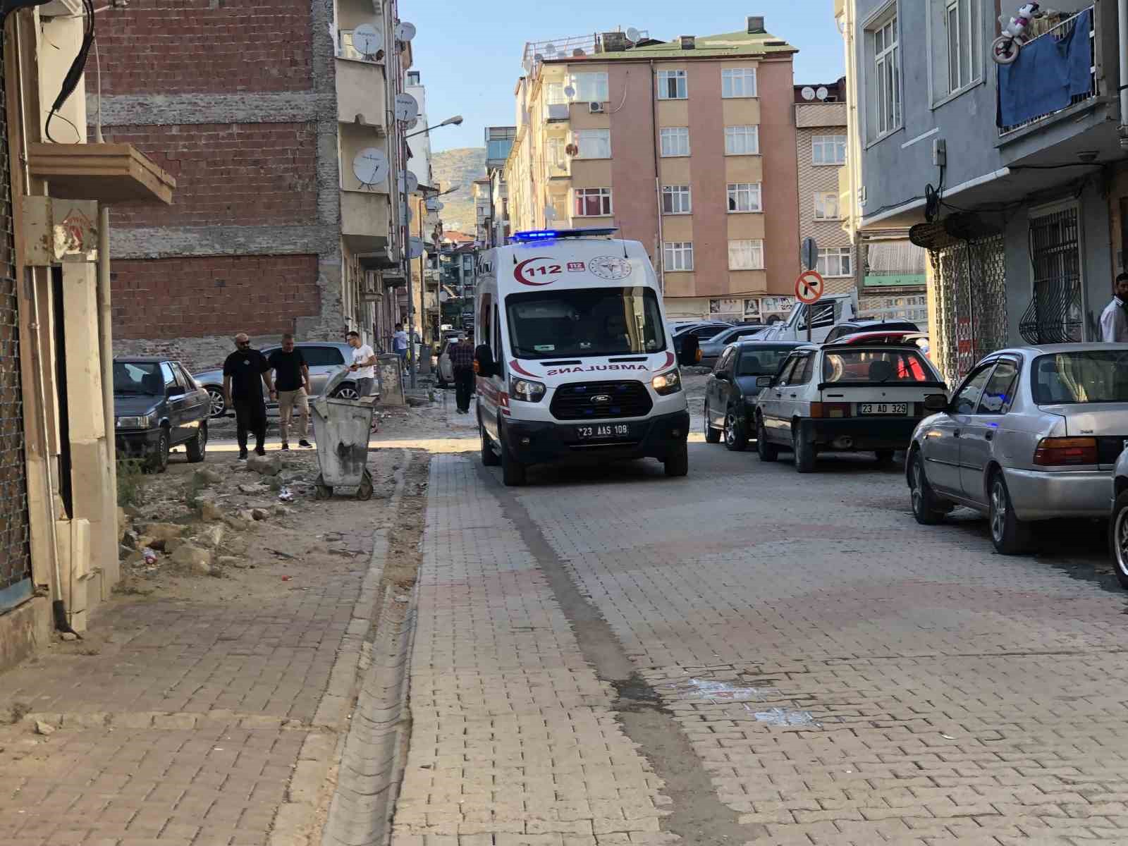 Elazığ’da bıçaklı kavga:1
