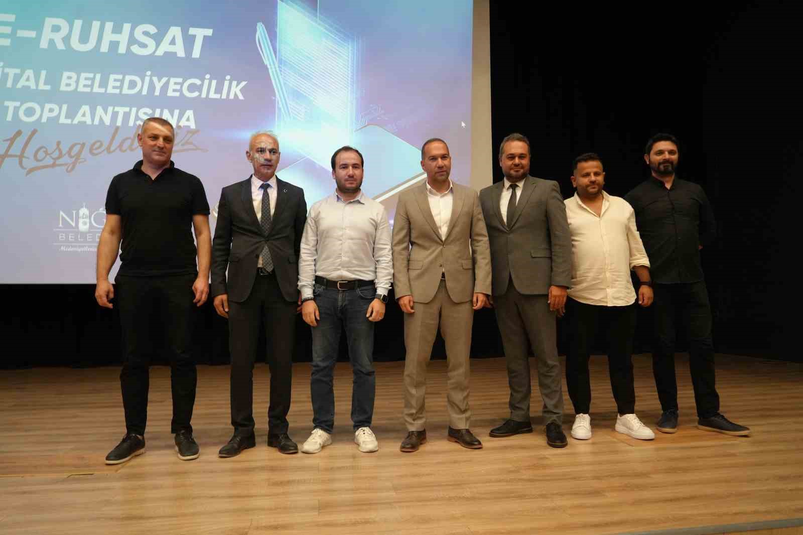 Niğde Belediyesi e-ruhsat ve e-çap uygulamalarını tanıttı
