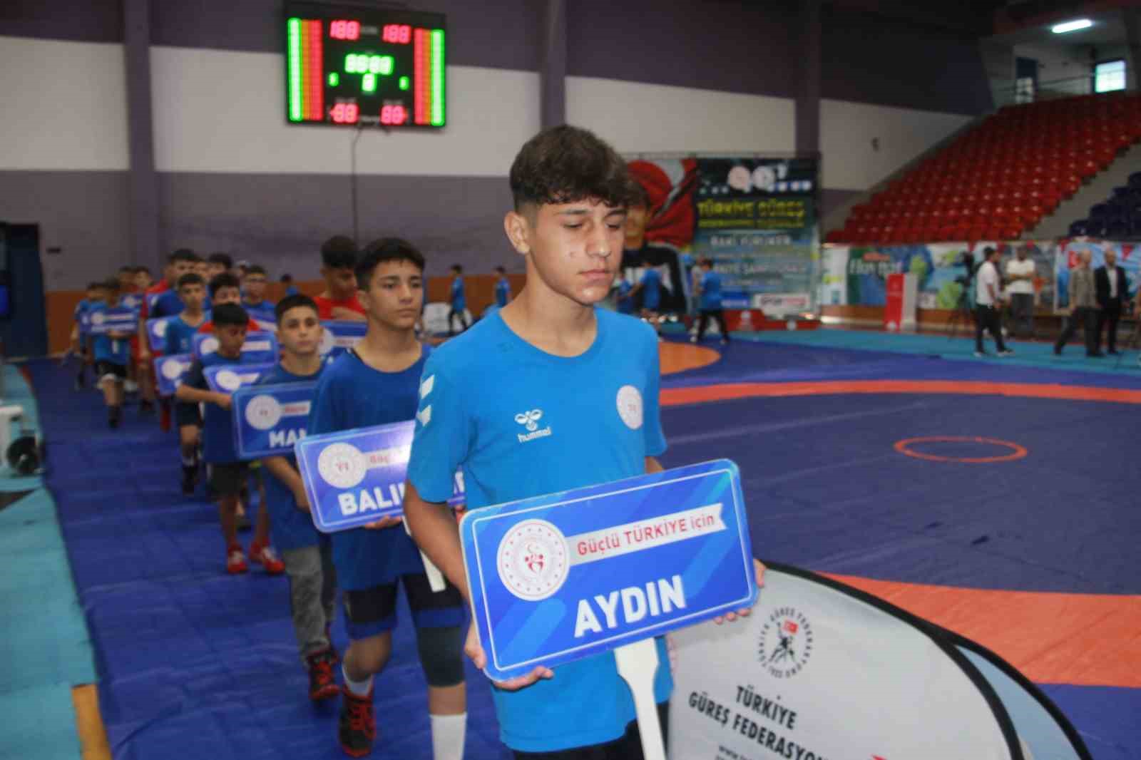 U11-U13 Grekoromen Güreş Türkiye Şampiyonası Ordu’da başladı
