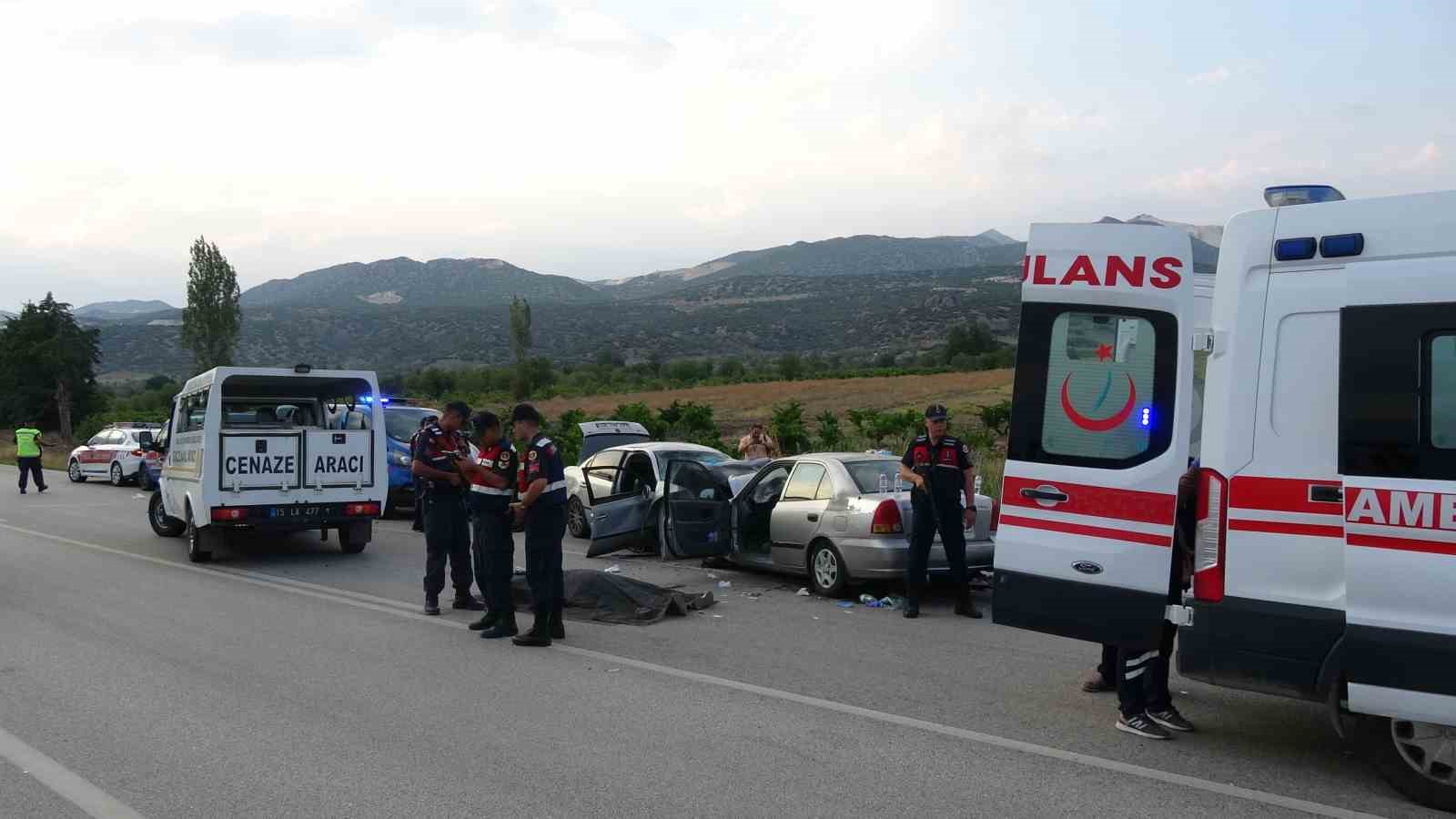 Burdur’daki feci kazada ölü sayısı 2’ye yükseldi
