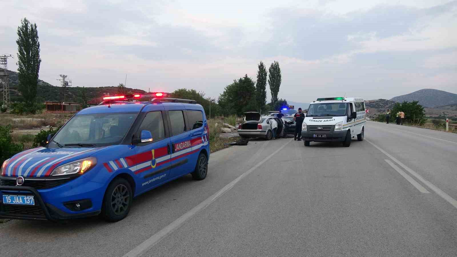 Burdur’daki feci kazada ölü sayısı 2’ye yükseldi
