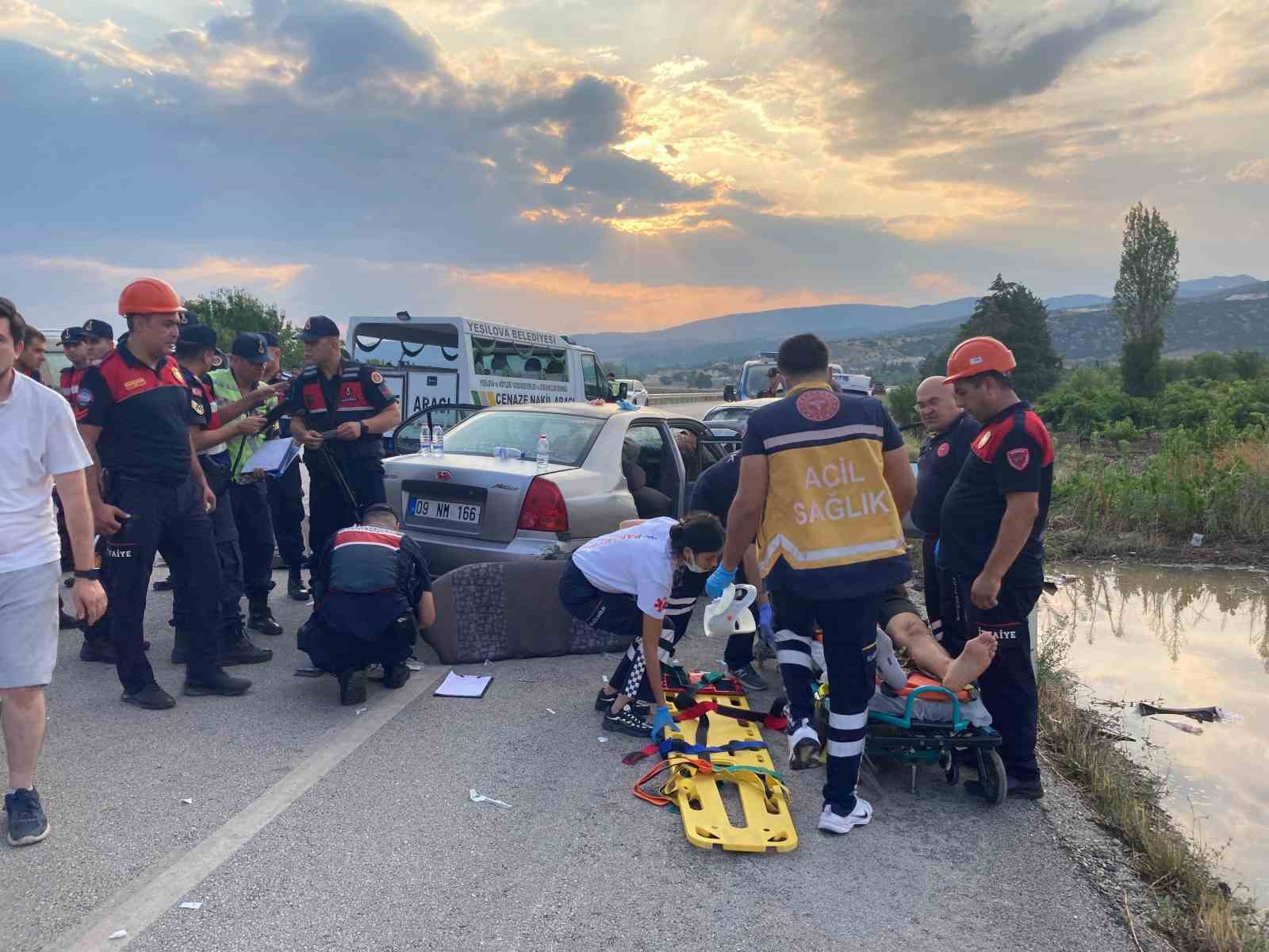 Burdur’daki feci kazada ölü sayısı 2’ye yükseldi
