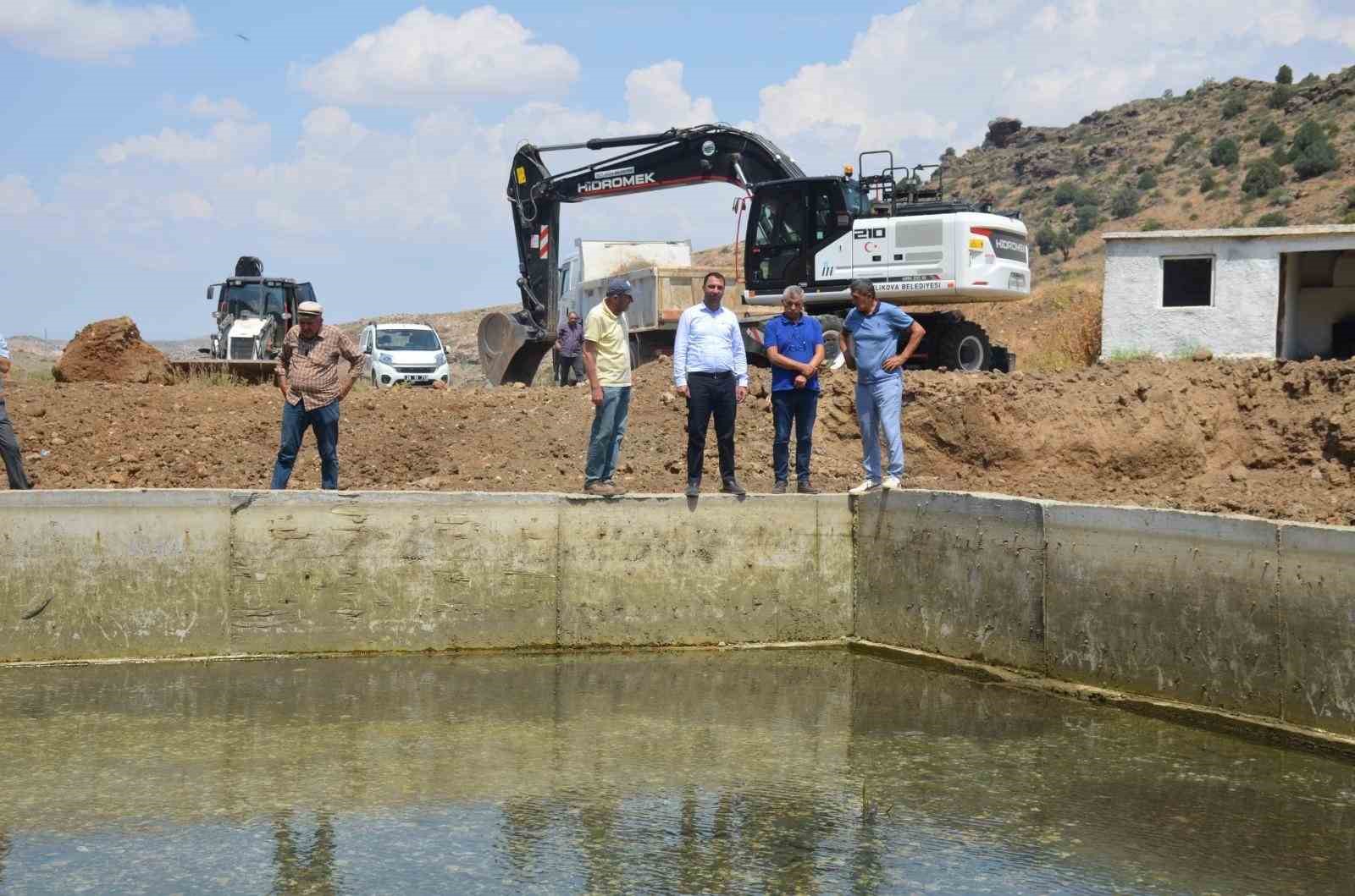 Beylikova’da termal havuzlar ve mesire alanları yapılıyor.
