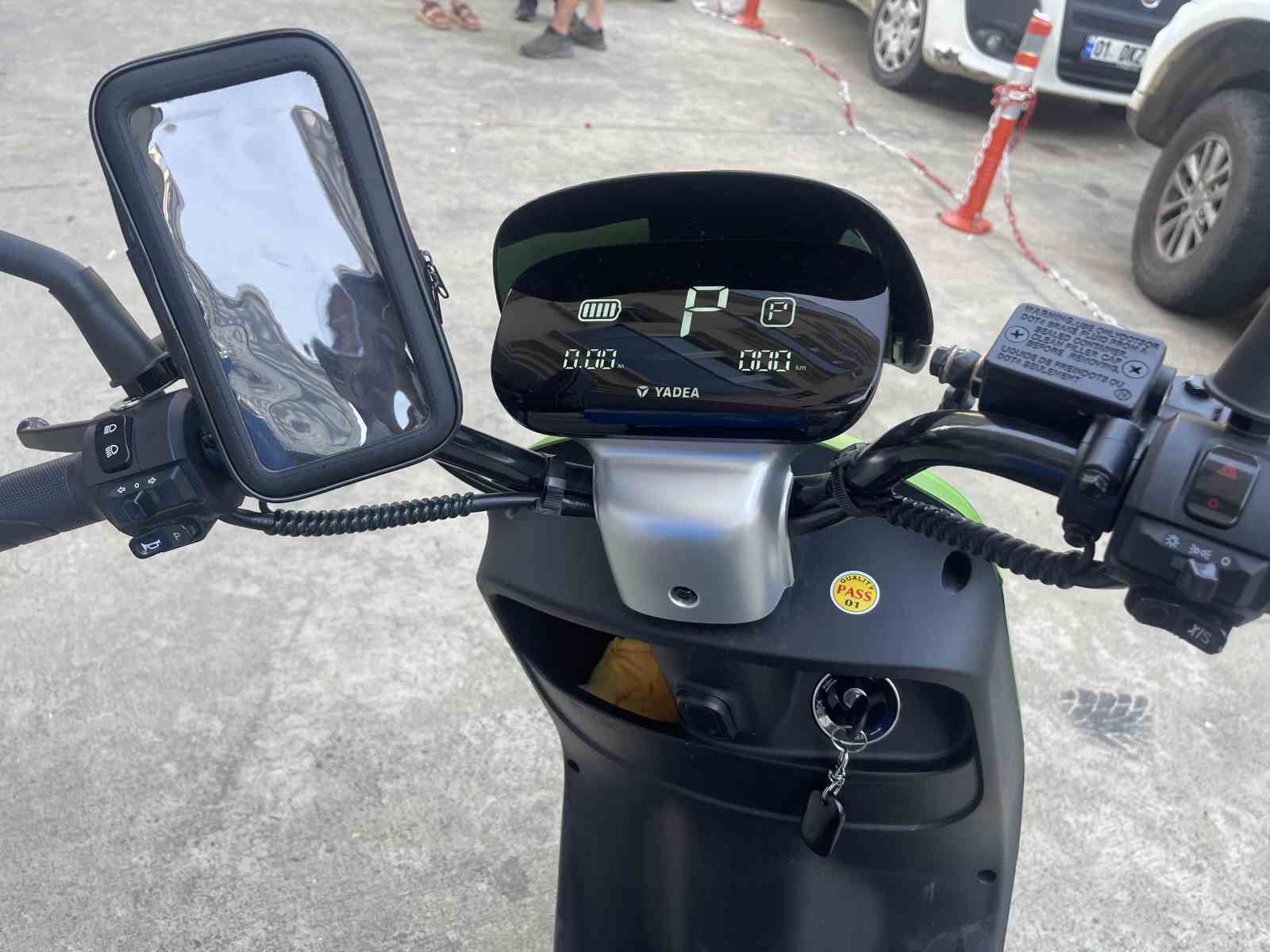 Rizeli gençlerden kuryeleri rahatlatacak elektrikli motor projesi
