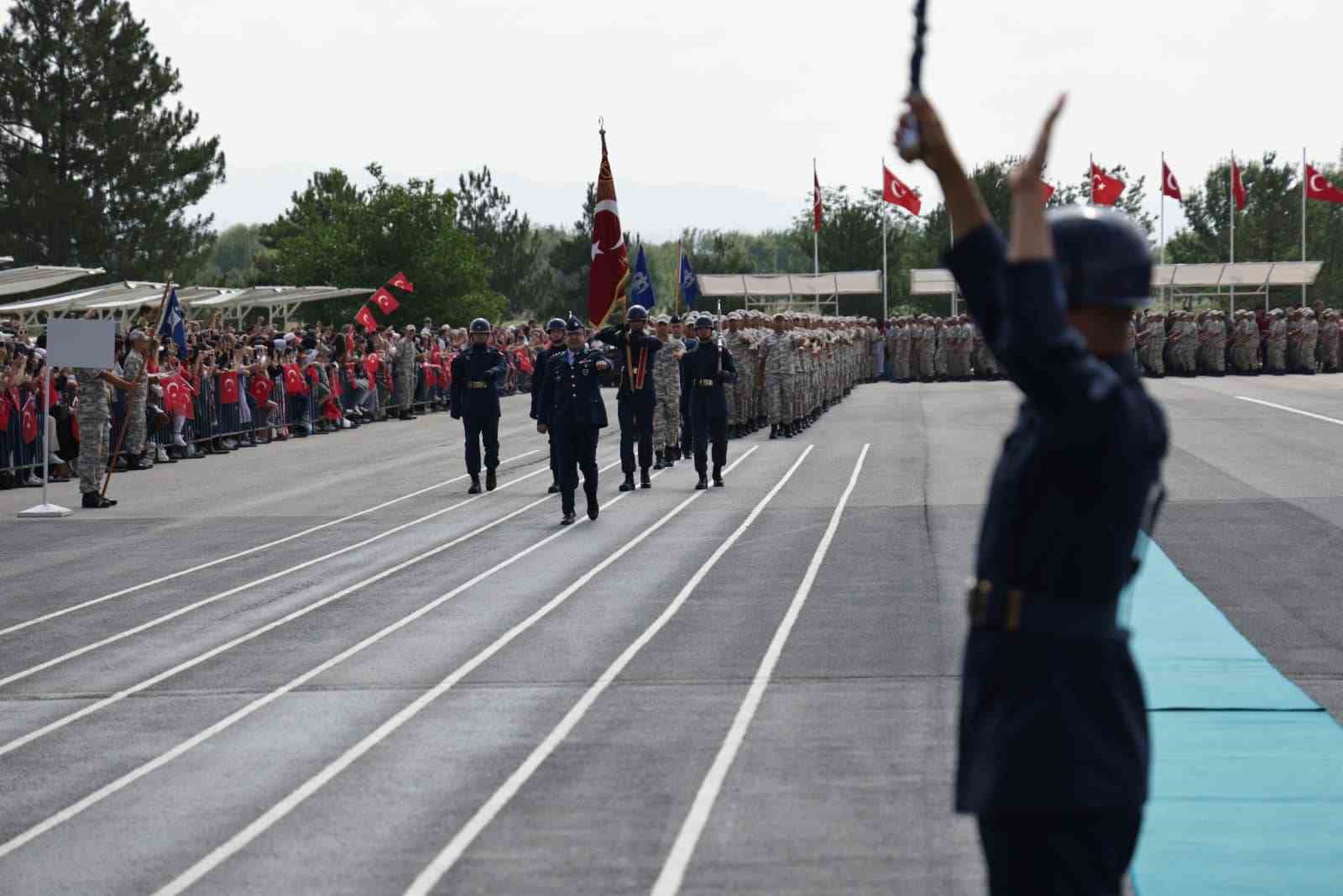 Kütahya’da bedelli askerler için yemin töreni
