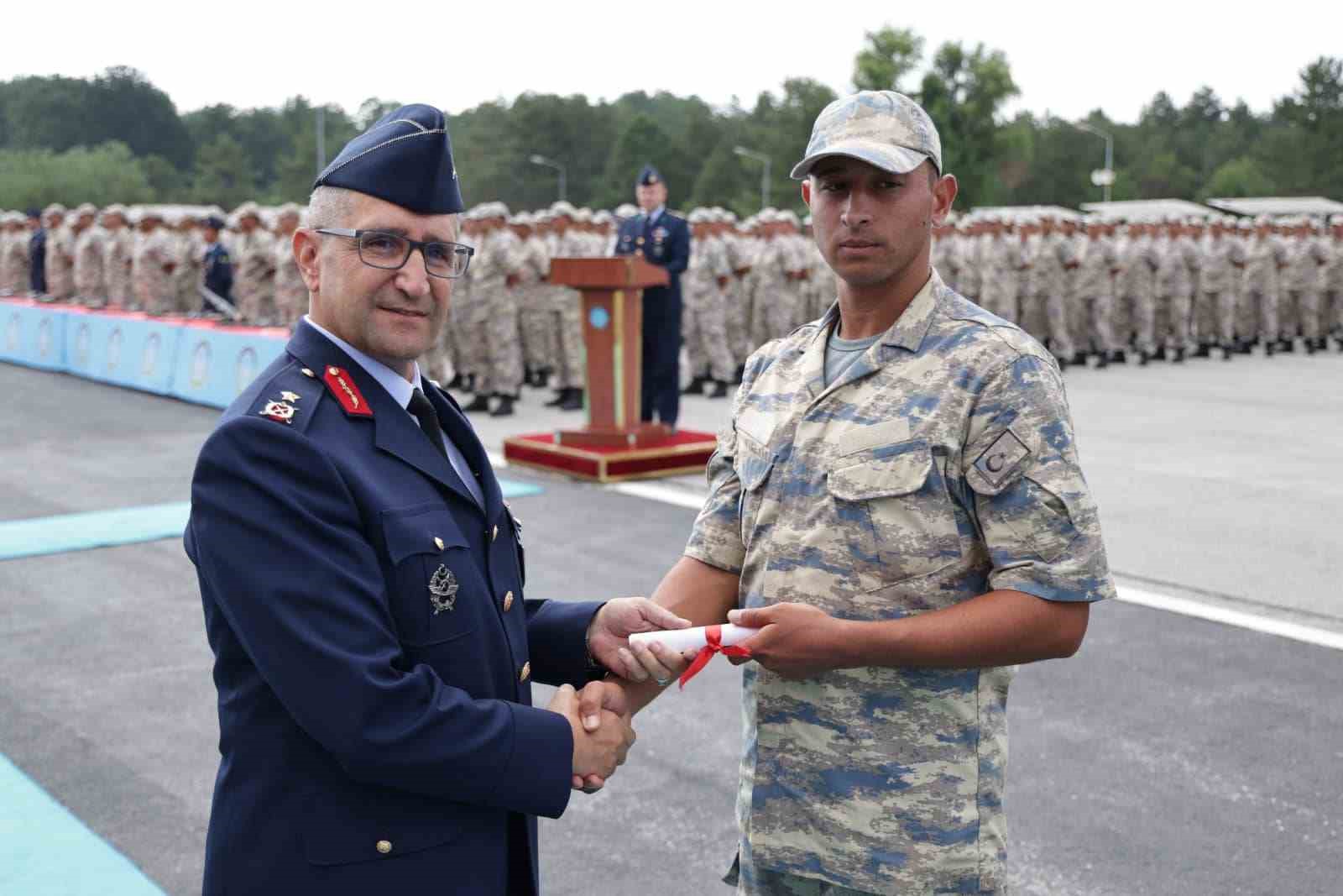 Kütahya’da bedelli askerler için yemin töreni
