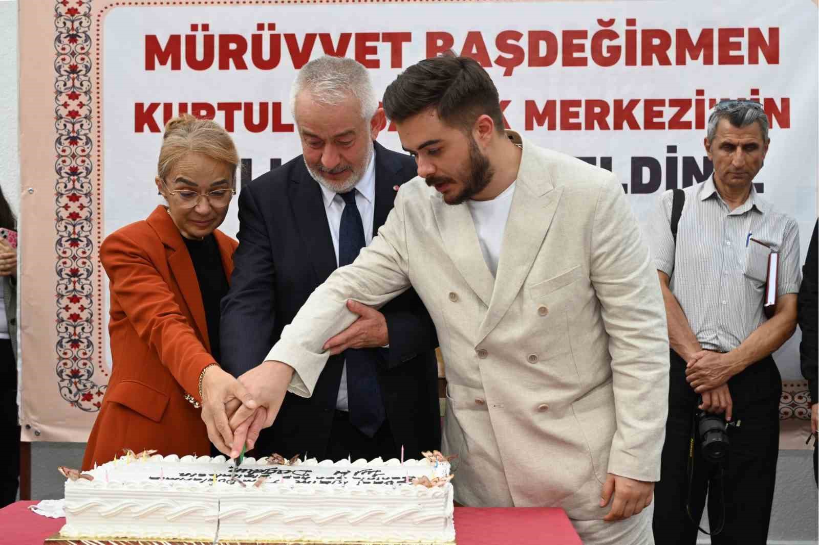 Mürüvvet Başdeğirmen Aile Sağlığı Merkezi dualarla açıldı
