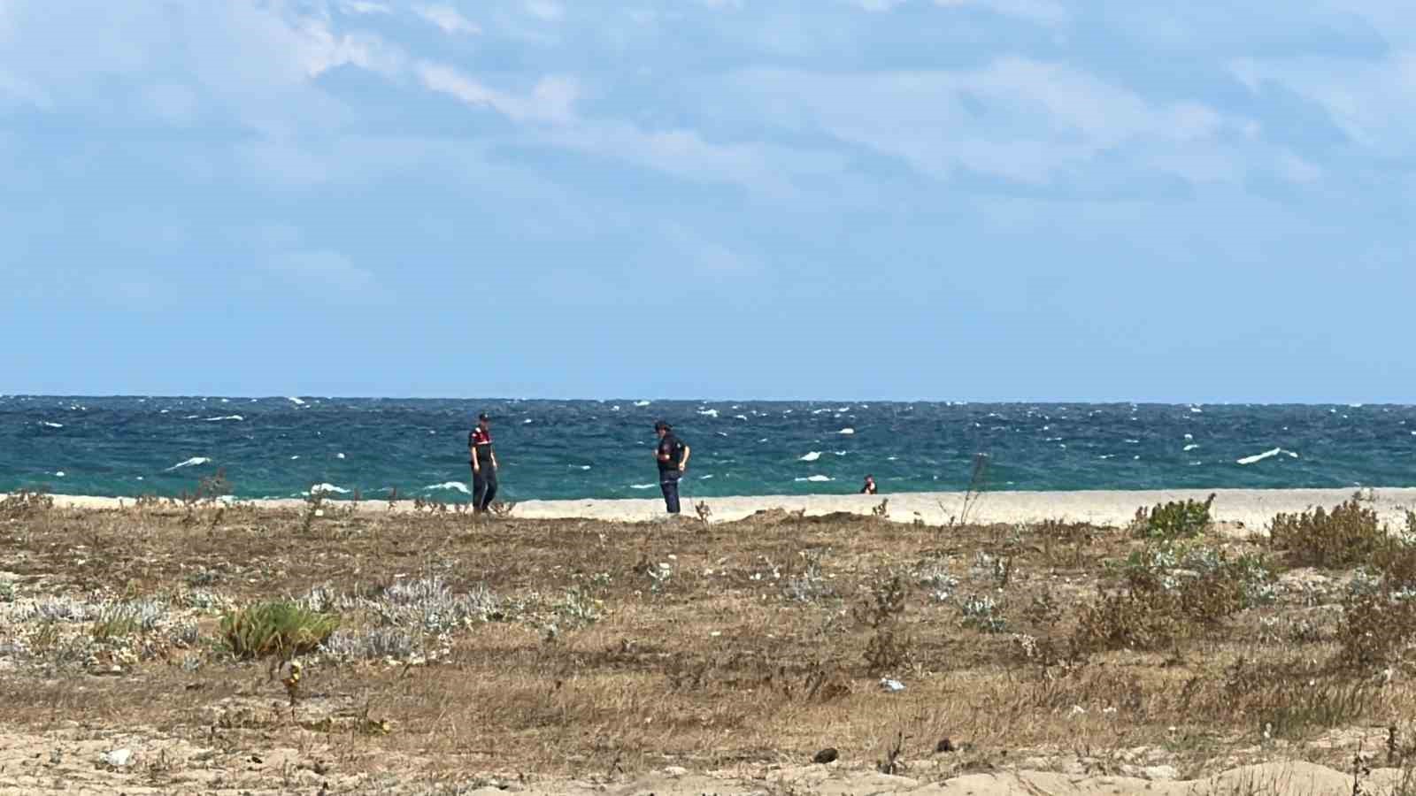 İstanbul Çatalca Sahili’nde Ukrayna’ya ait olduğu tahmin edilen patlayıcı madde yüklü jetski bulundu
