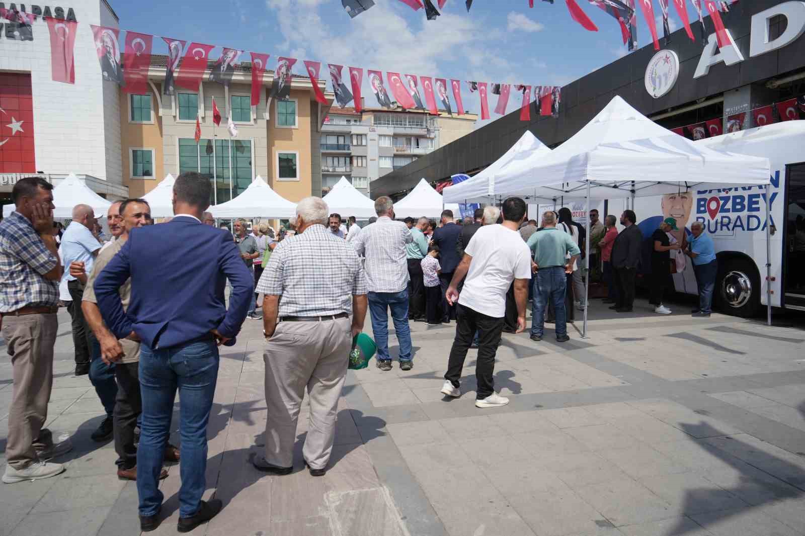 Bozbey makamını Mustafakemalpaşa’ya taşıdı
