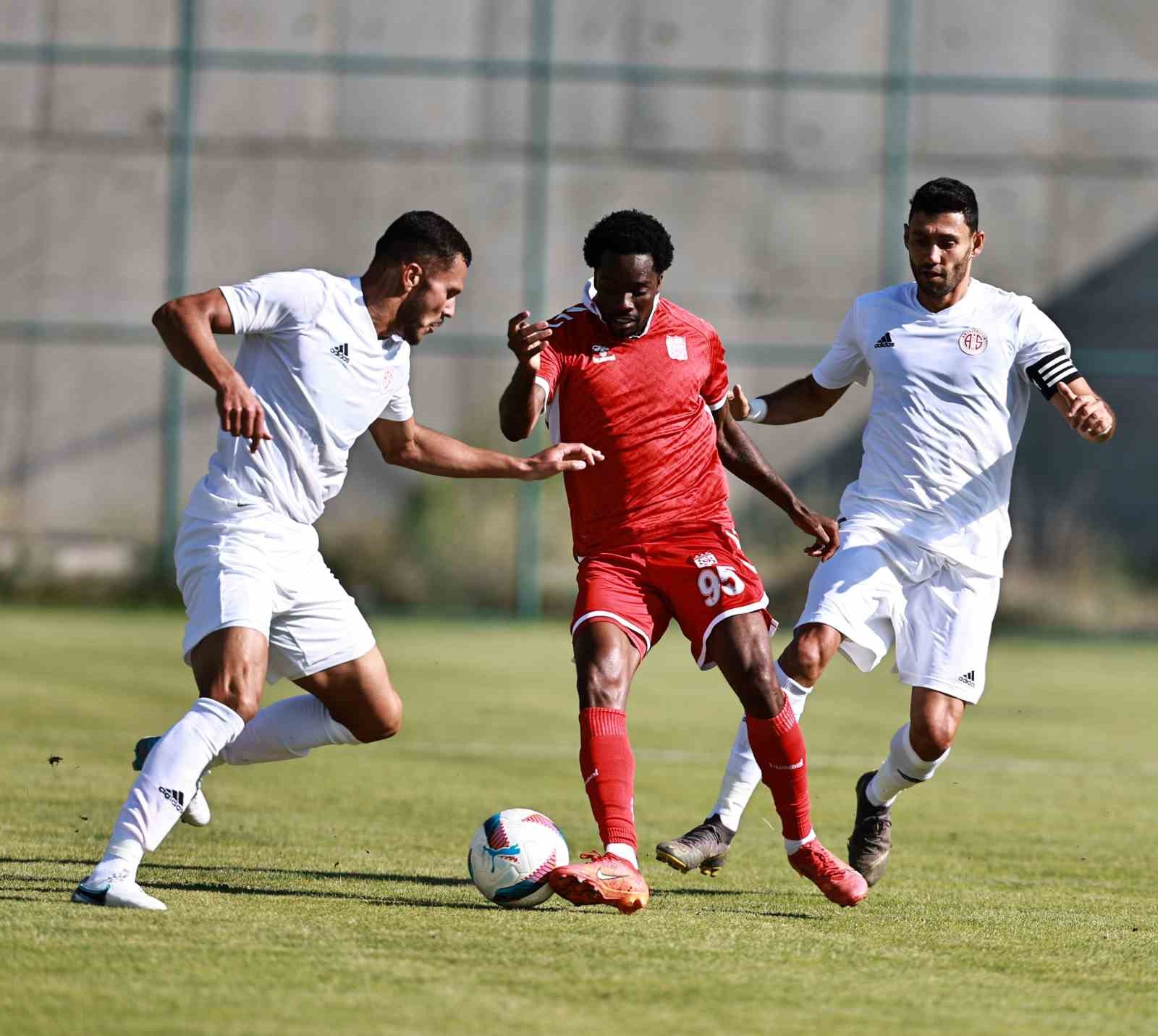 Hazırlık maçı: Antalyaspor: 0 - Sivasspor: 1
