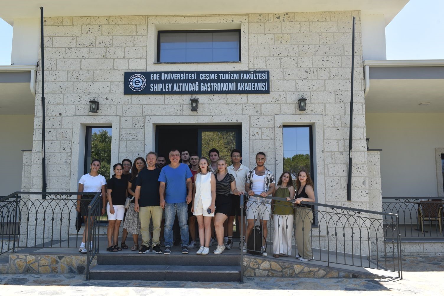 Çeşme Turizm Fakültesi öğrencilerine otel konforunda yurt
