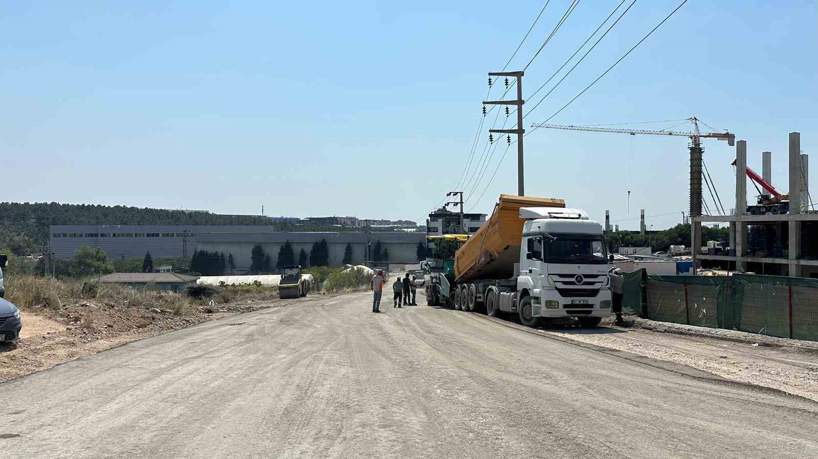 Şekerpınar’da üstyapı yenileniyor
