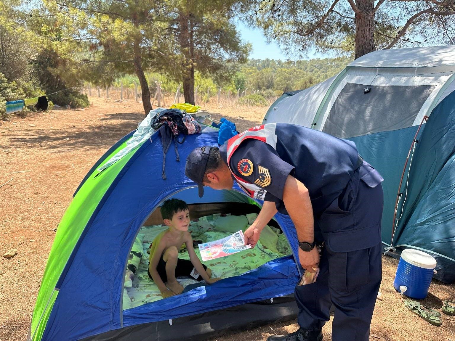 Jandarma orman yangınlarına karşı vatandaşları bilgilendirdi
