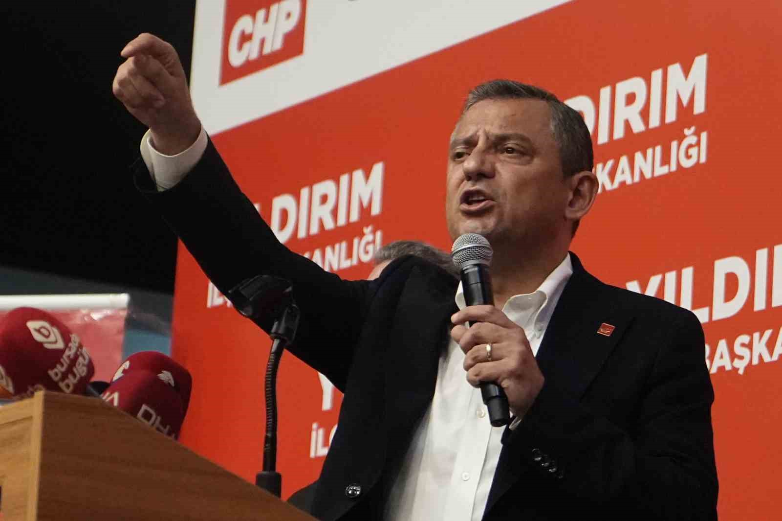 CHP Genel Başkanı Özel: “Anketlerde en az 4.5 puan öndeyiz”
