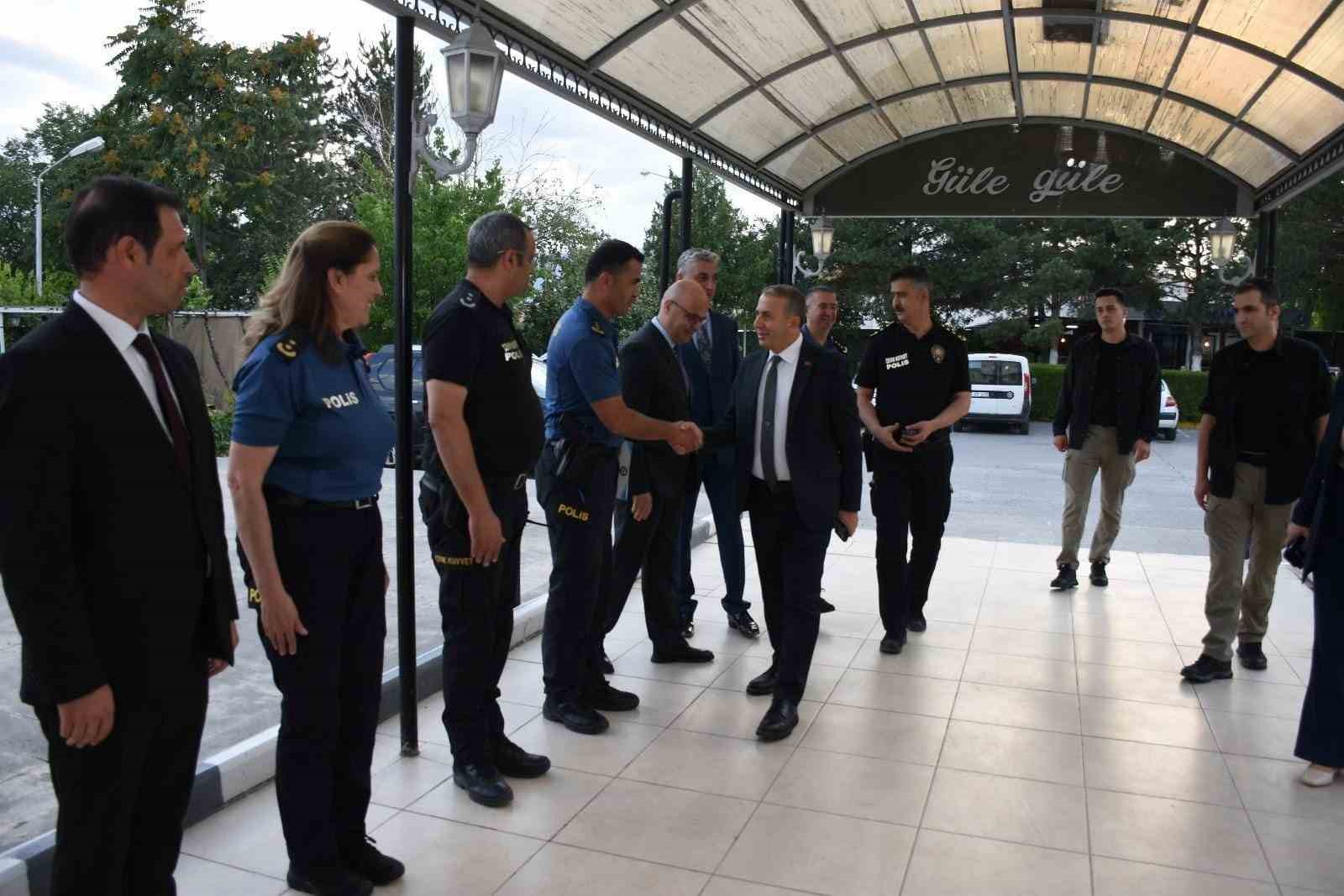 ’Rütbe, Terfi Töreni ve Birim Amirleri Toplantısı’ düzenlendi
