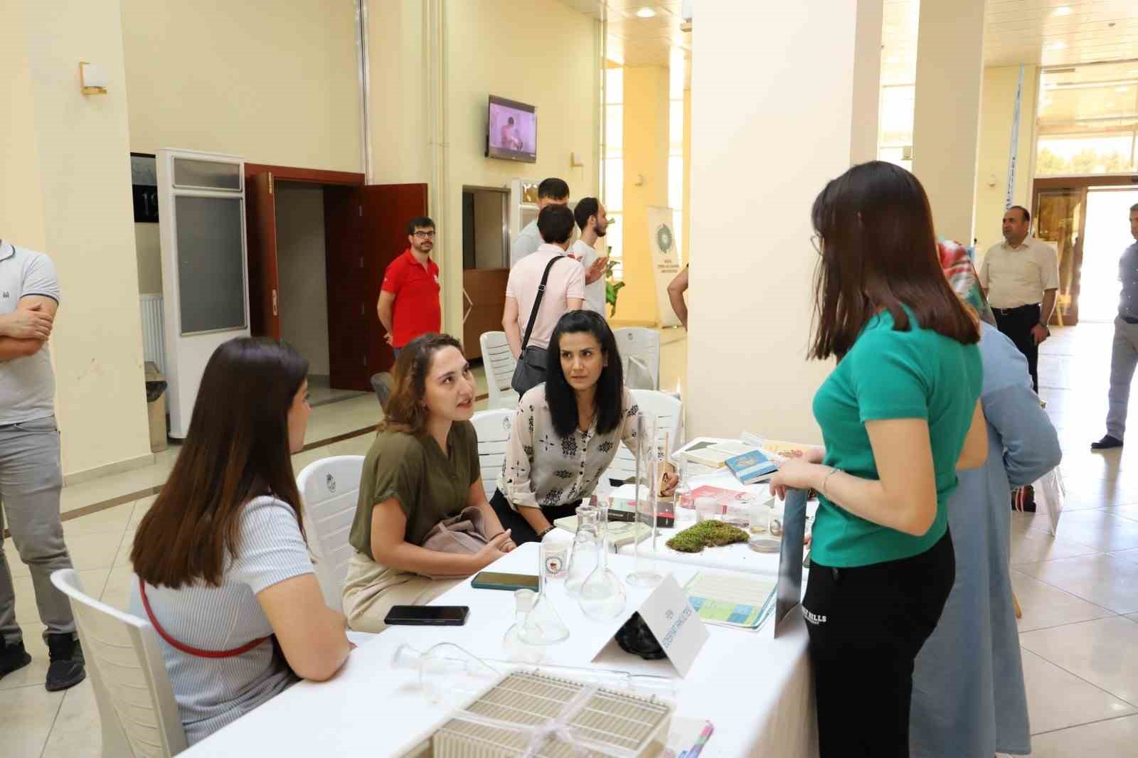 Niğde’de aday öğrencilere  ’Tercih ve Tanıtım Etkinliği’
