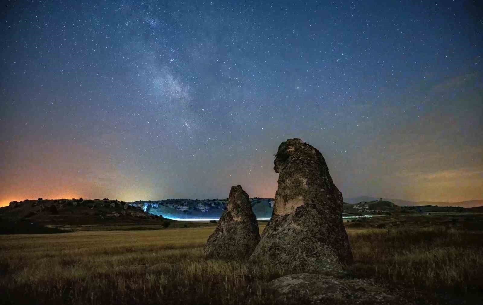 Eskişehir’de uzun pozlama ile çekilmiş Samanyolu manzarası
