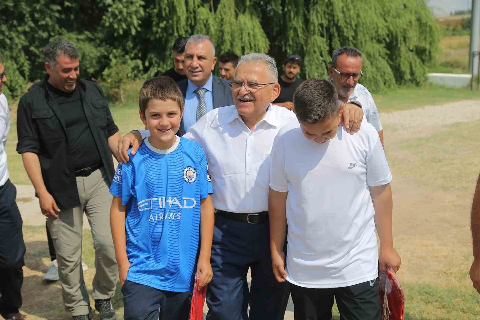 Başkan Büyükkılıç: “Bayramhacı’yı cazibe merkezi haline getirmemiz lazım”
