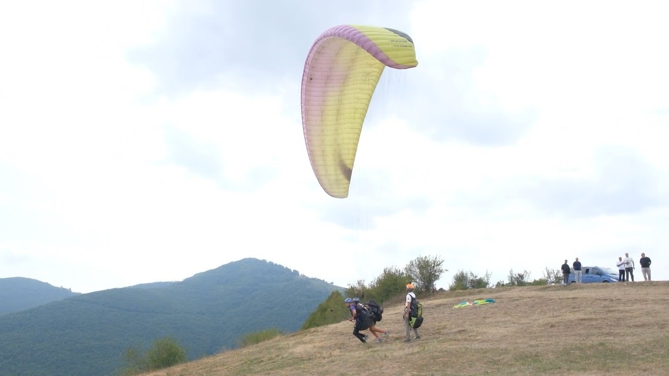 Yamaç Paraşütü Karadeniz Bölgesi Hedef Yarışması heyecanı
