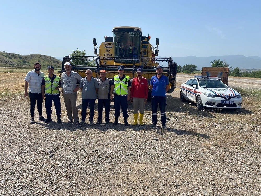 Jandarmadan tarım araçları ve traktörlere yönelik denetim
