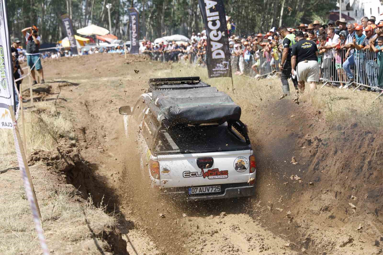 Gökbel’de festival coşkusu
