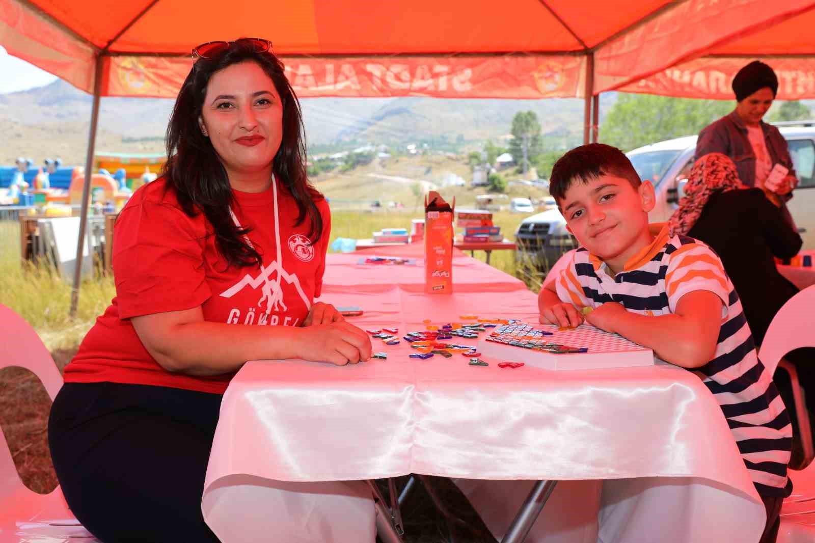 Gökbel’de festival coşkusu
