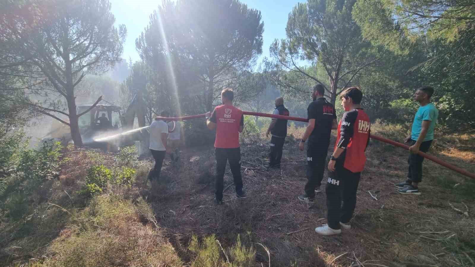 Yalova’da iki noktada çıkan yangınlar kontrol altına alındı
