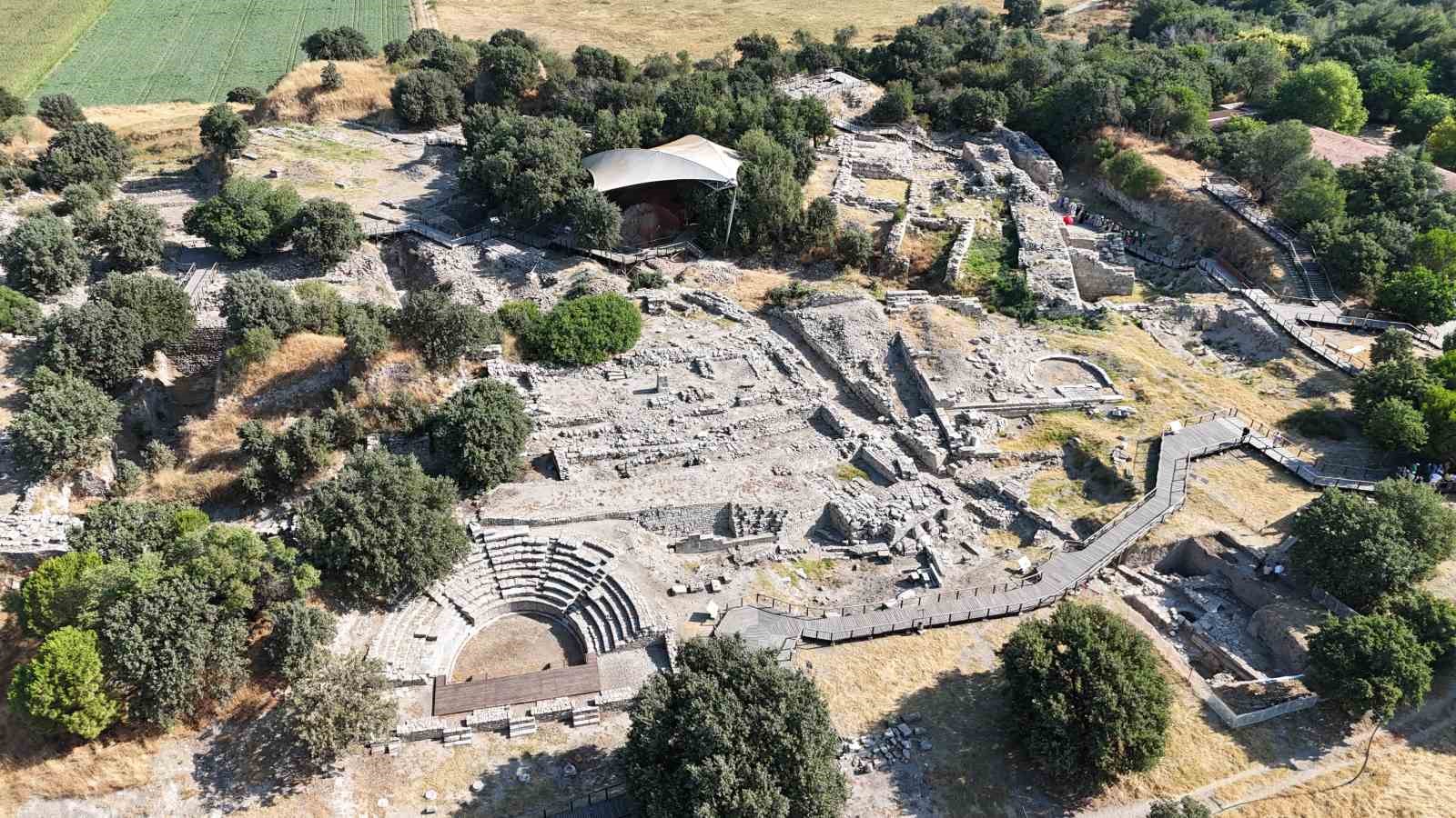 Troya Ören Yeri Kazılarında, Troya Savaşı’nın izleri aranıyor
