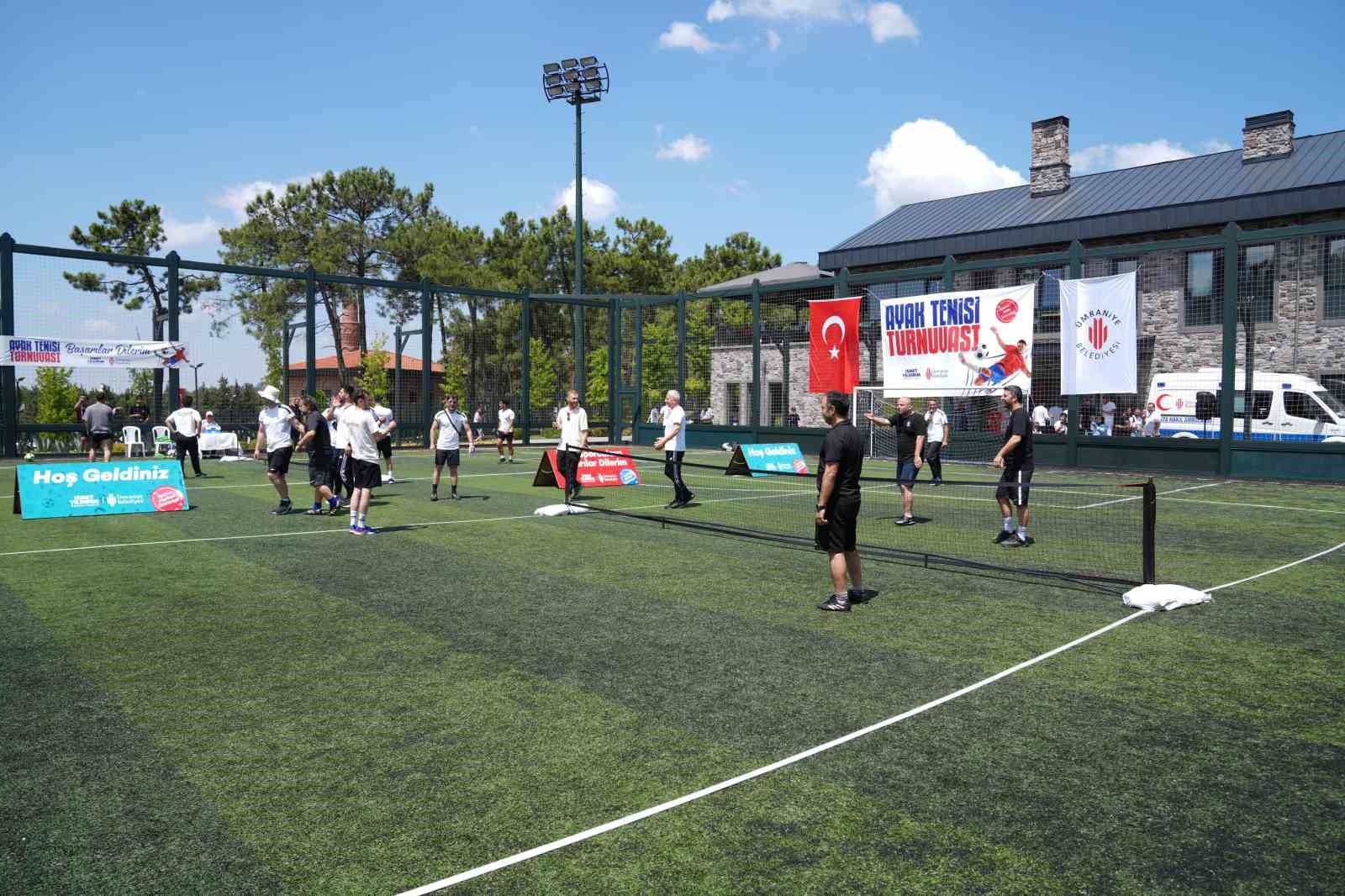 Ümraniye’de nefes kesen ‘Ayak Tenisi Turnuvası’nda şampiyonlar belli oldu
