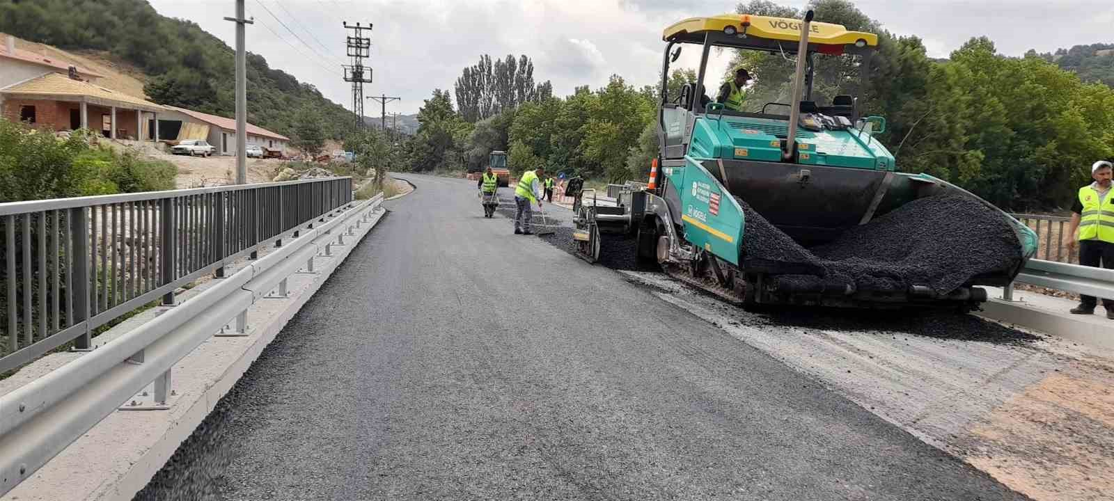 Balıkesir Büyükşehir, 4 ayda 30 kilometre yol yaptı
