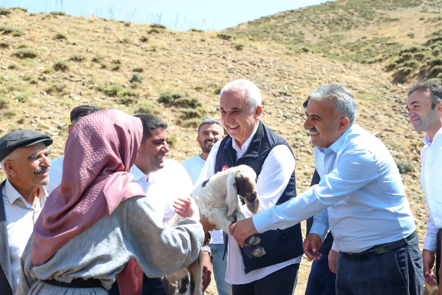 Terörden temizlenen yaylalar kuzu ve çocuk sesleriyle şenlendi
