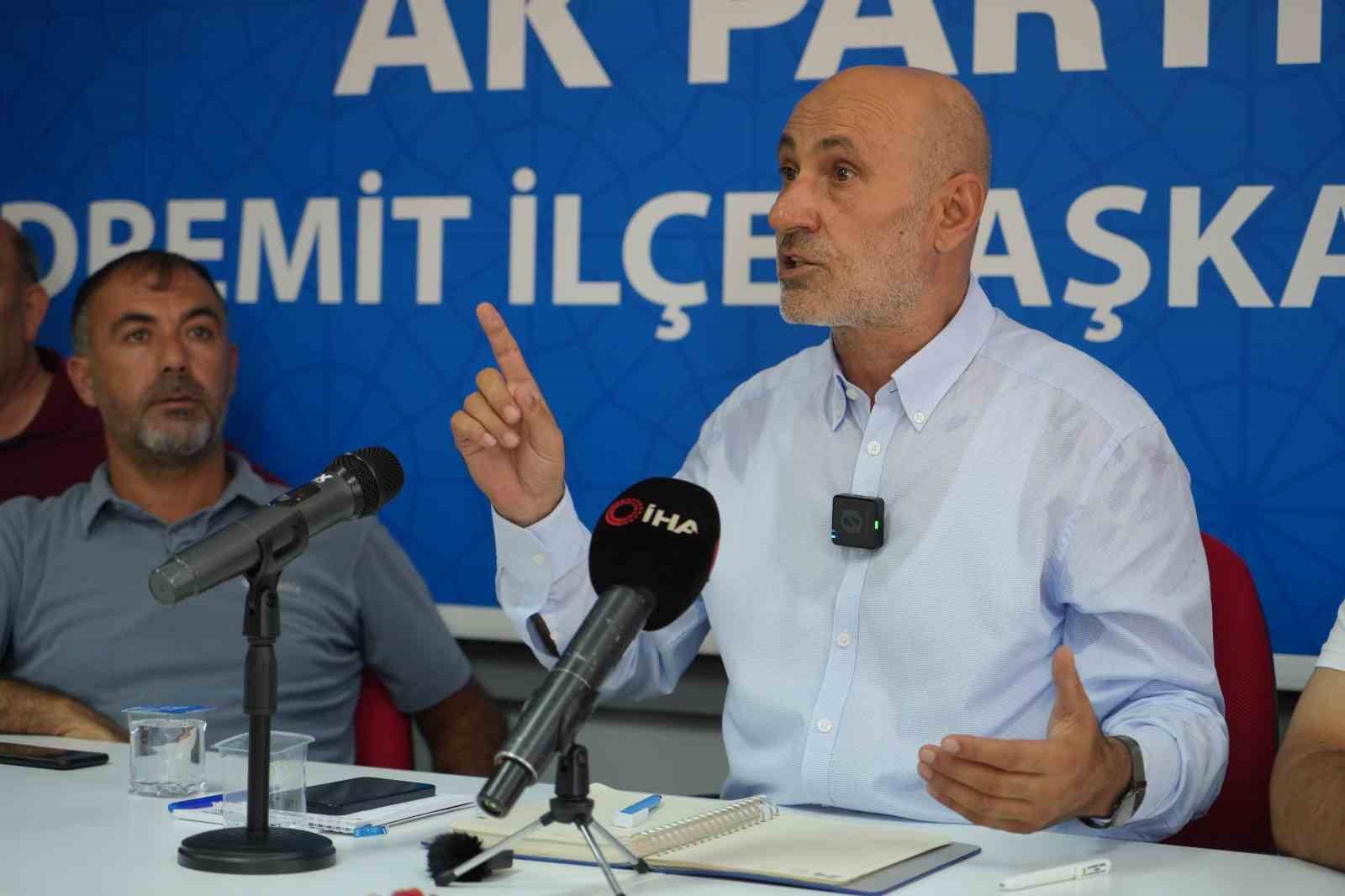 AK Parti Edremit İlçe Başkanı Tuna istifa etti
