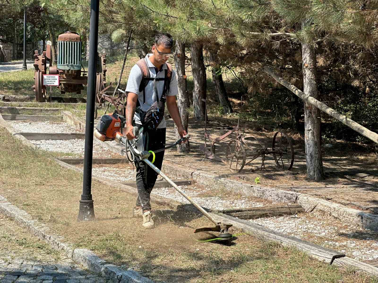 Bozüyük’te çalışmalar hız kesmeden devam ediyor
