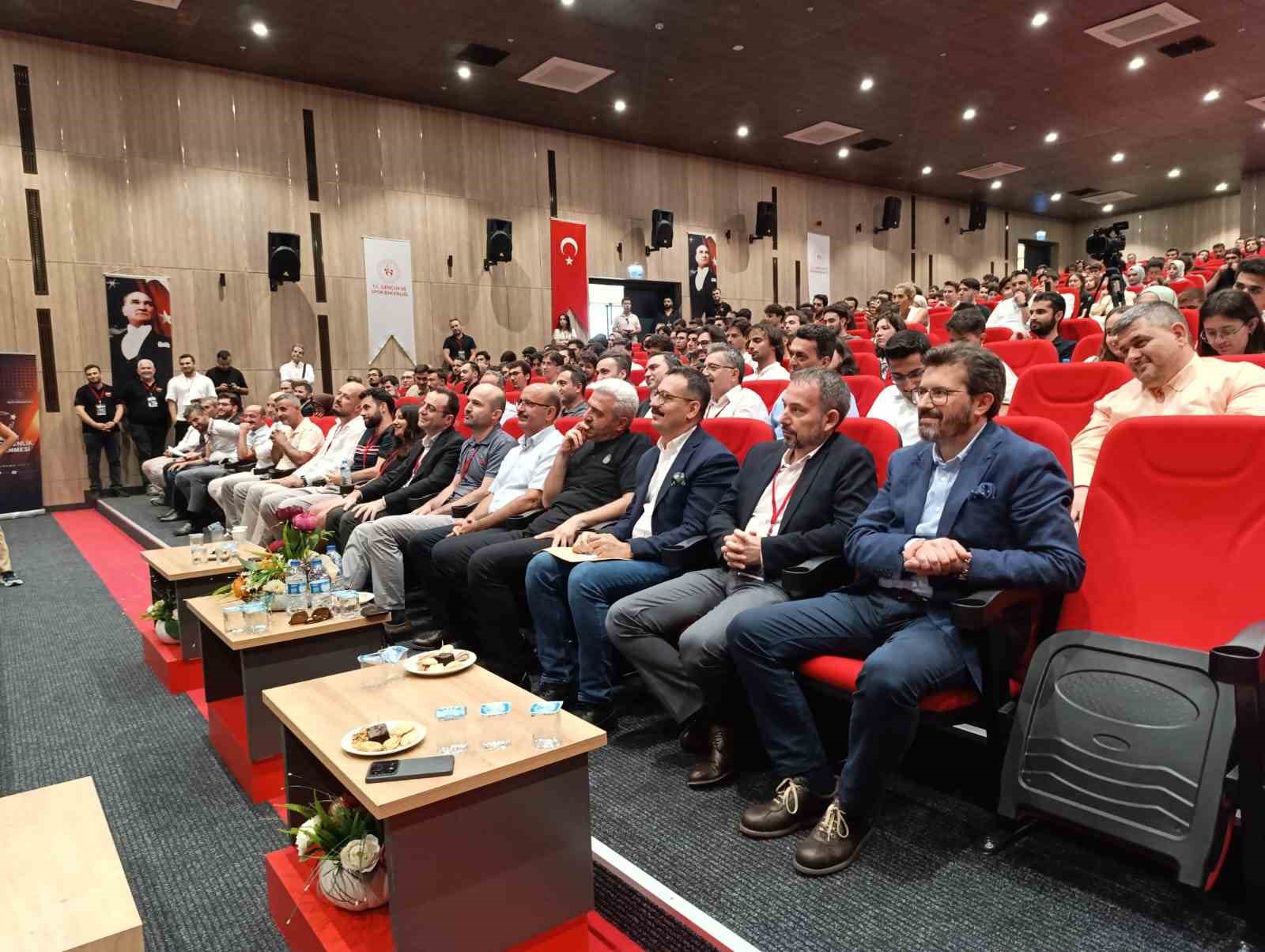 Kalkınma Ajansları Siber Vatan Bootcamp etkinliğinin kapanış ve sertifika töreni yapıldı
