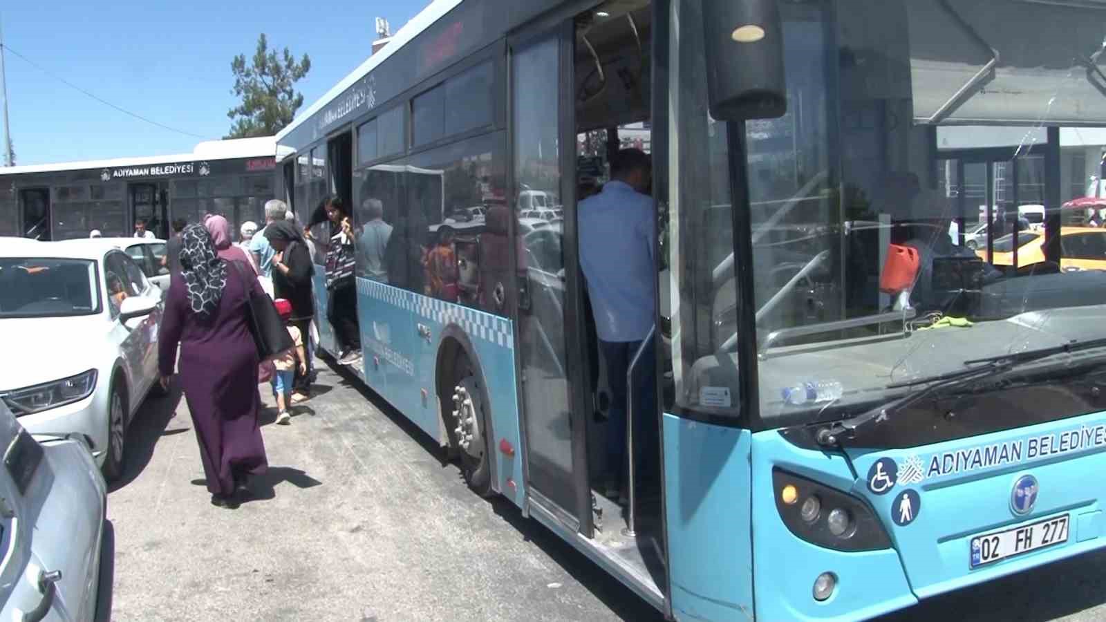 Adıyaman’ın ’Şoför Nebahat’ları direksiyon başında
