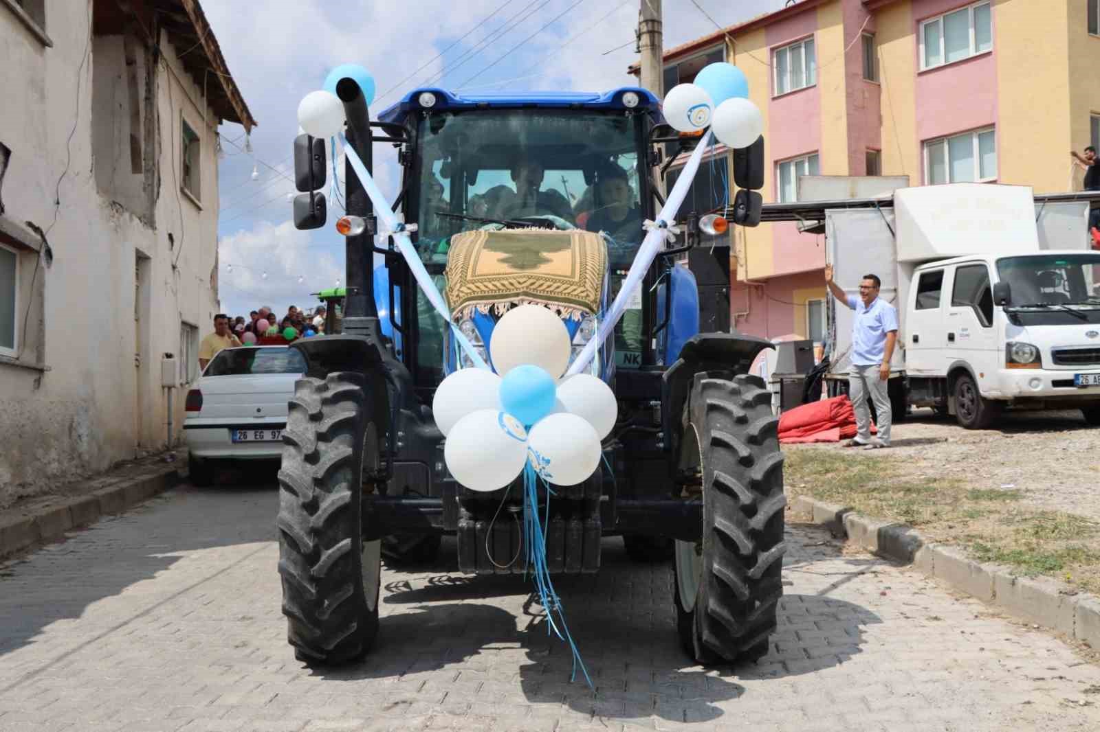 Yıllardır süren düğün öncesi gelenekleri yaşatıyorlar
