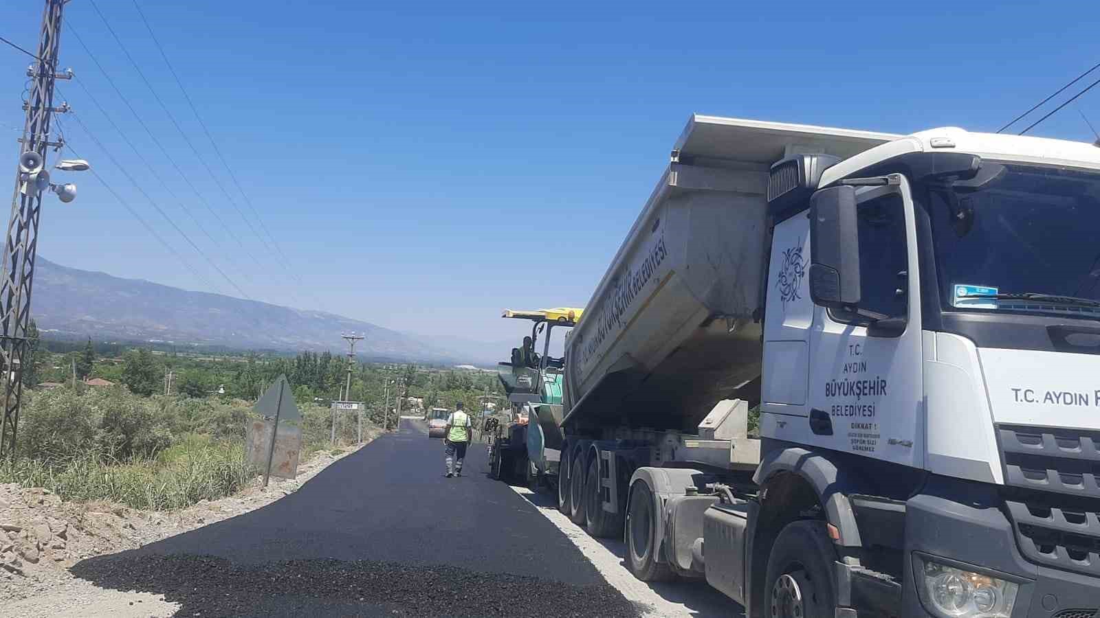 Aydın Büyükşehir Belediyesi Haydere yolunu yeniliyor
