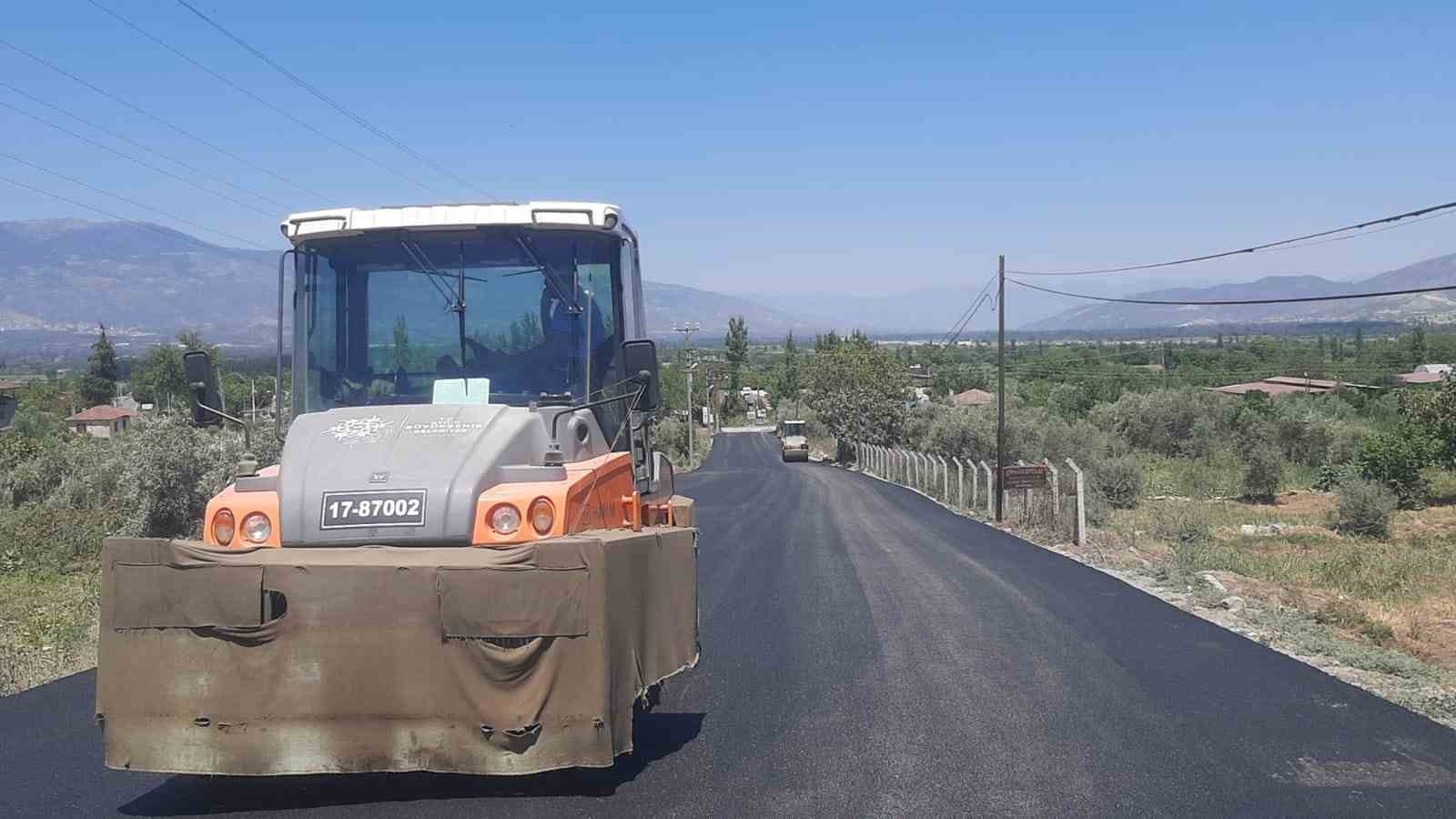 Aydın Büyükşehir Belediyesi Haydere yolunu yeniliyor
