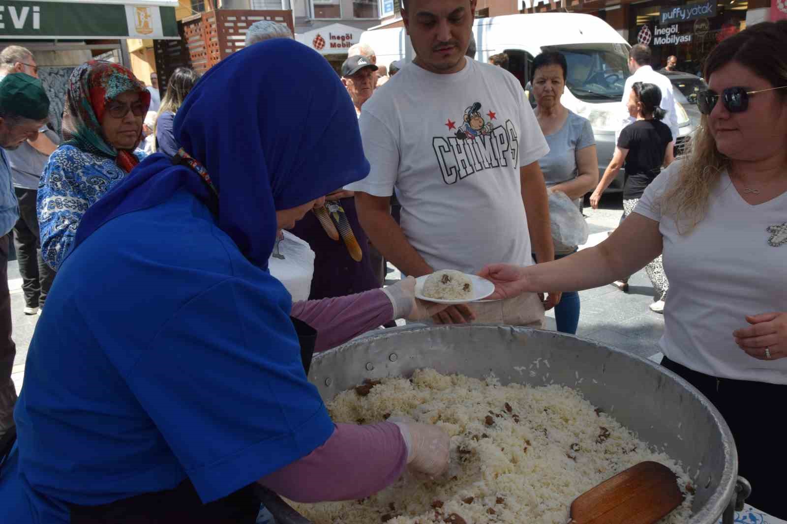 Müşerref Yırcalı dua ve pilav hayrı ile anıldı
