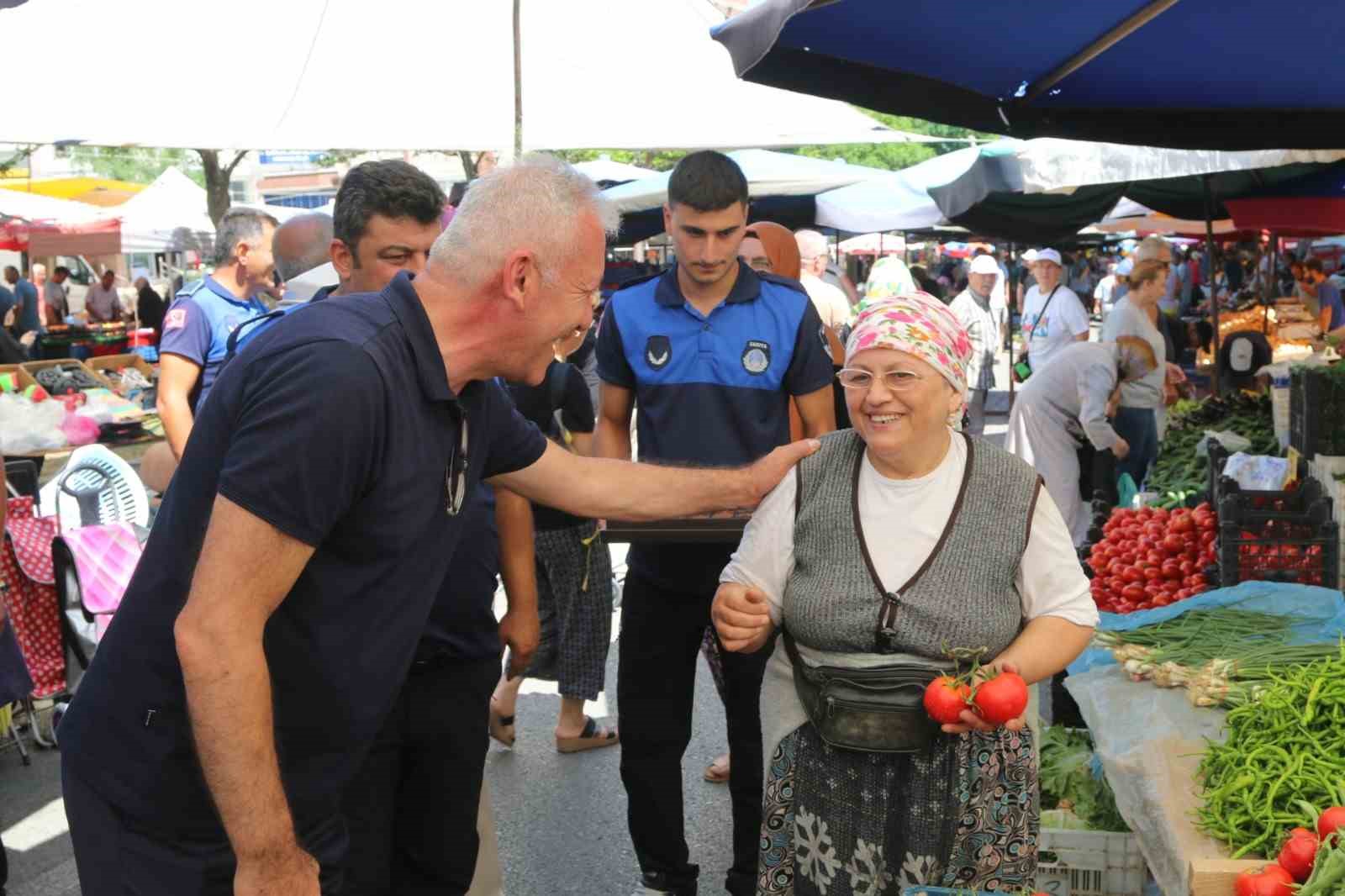 Atakum’da zabıtadan pazar denetimi
