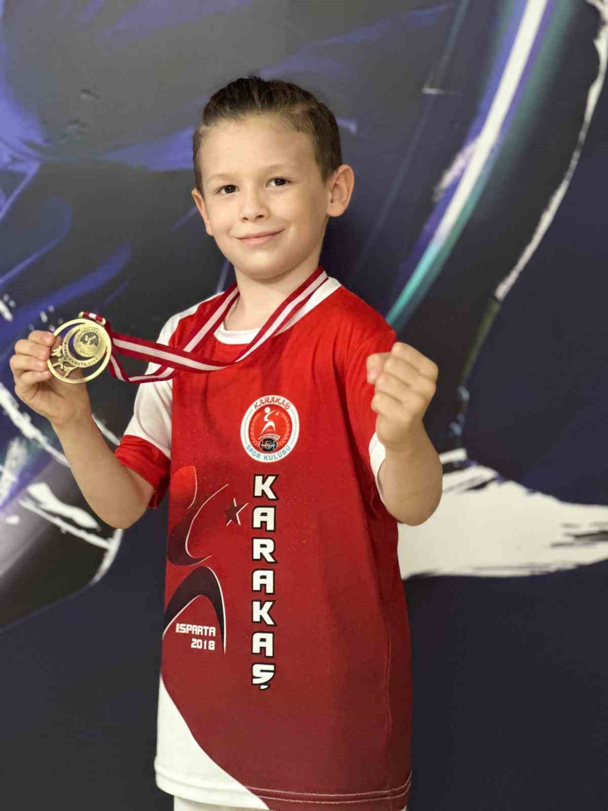 8 yaşındaki karate sporcusu Enes hayatını kaybetti
