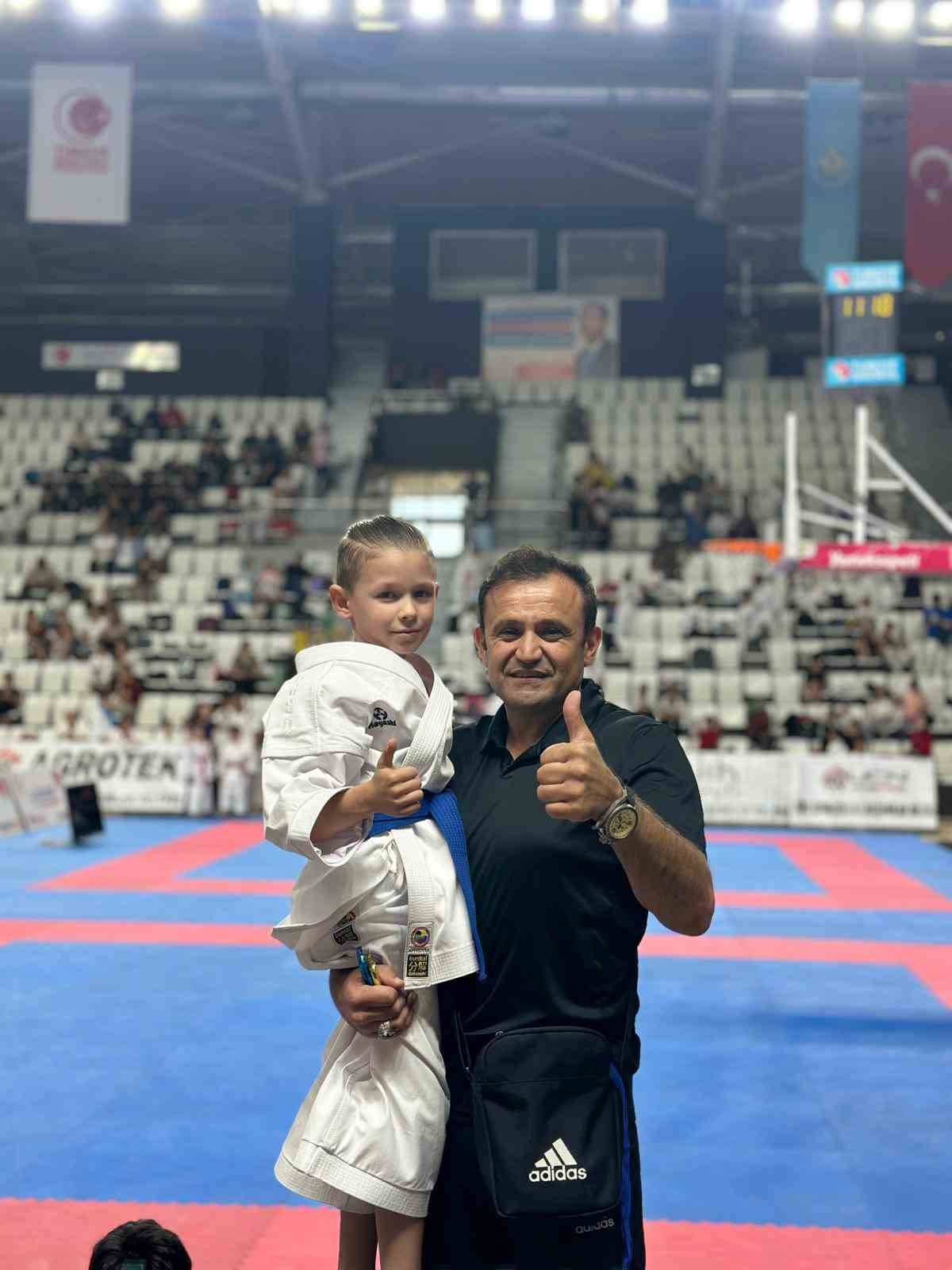 8 yaşındaki karate sporcusu Enes hayatını kaybetti
