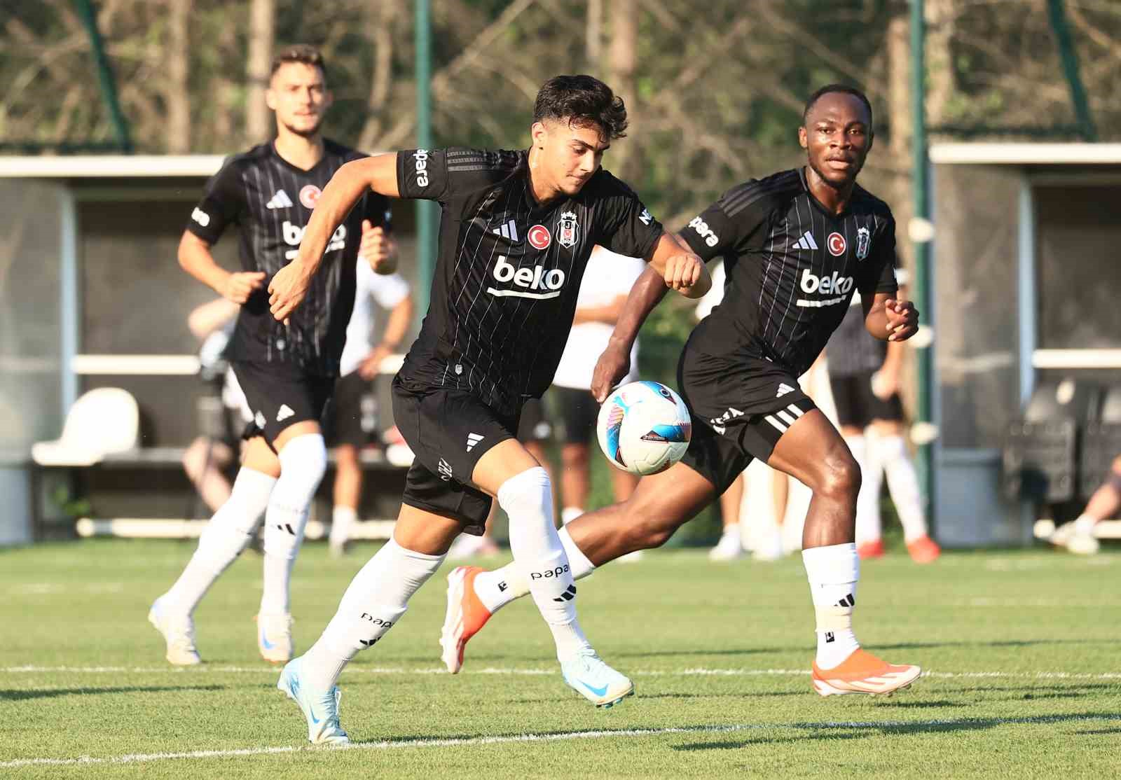 Hazırlık maçı: Beşiktaş: 2 - Sakaryaspor: 1
