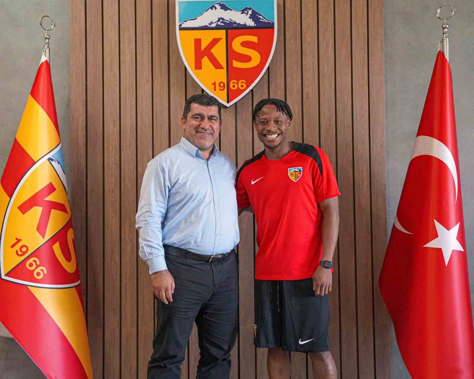 Kayserispor, Antohny Uzodimma yeniden anlaştı
