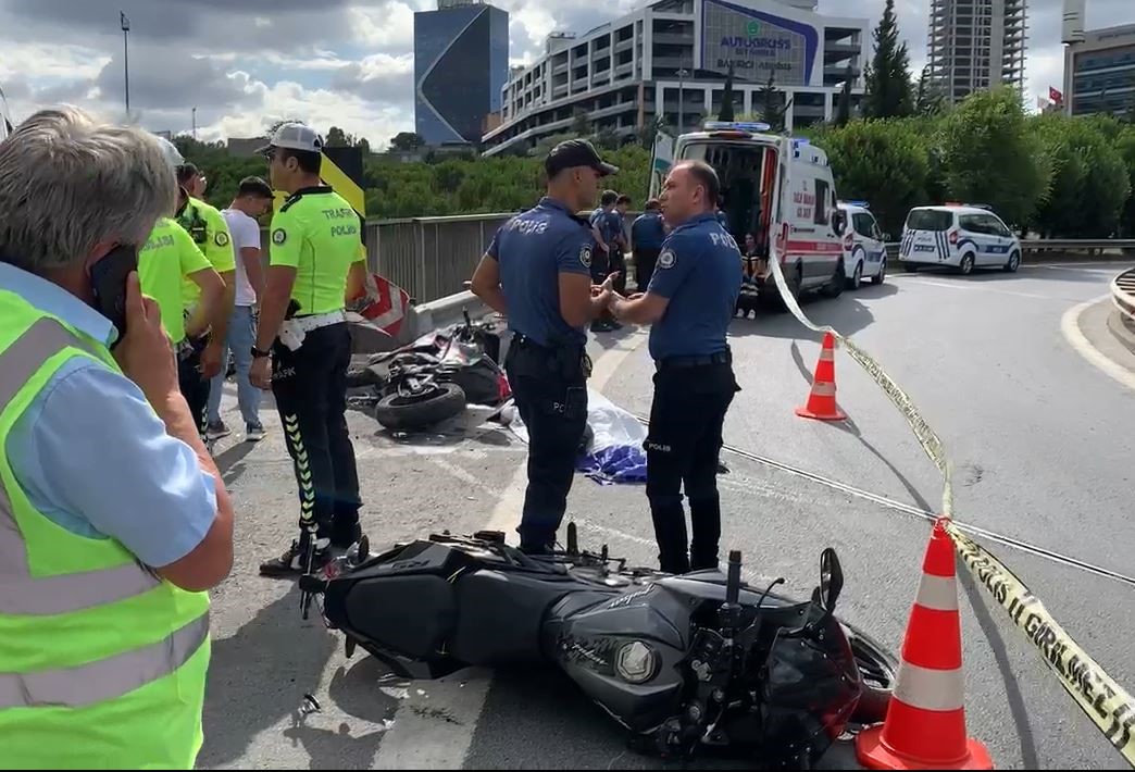 Bağcılar’da motosikleti ile kaza yapan polis memuru hayatını kaybetti
