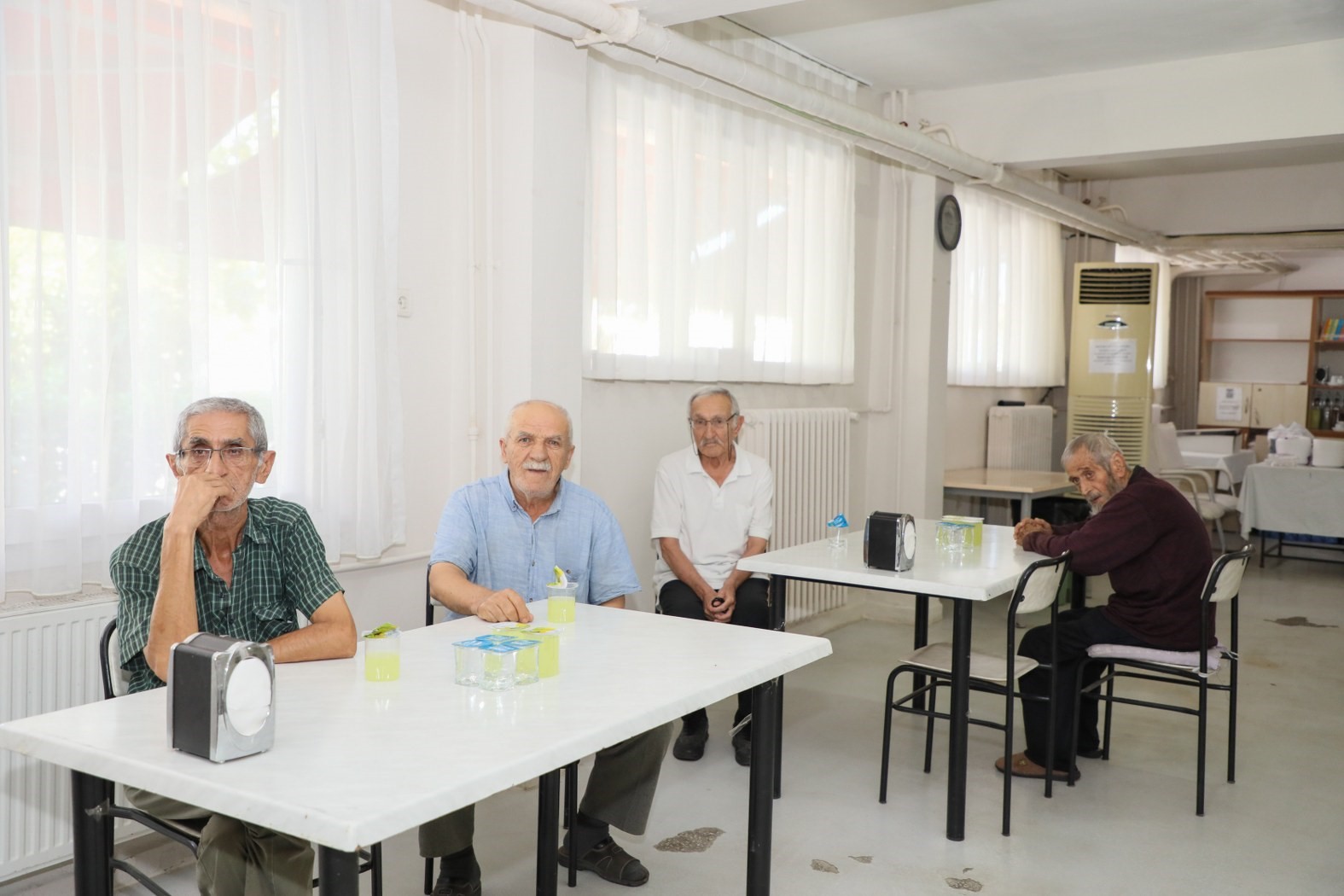 Yunusemre’den huzurevi sakinlerine özel konser
