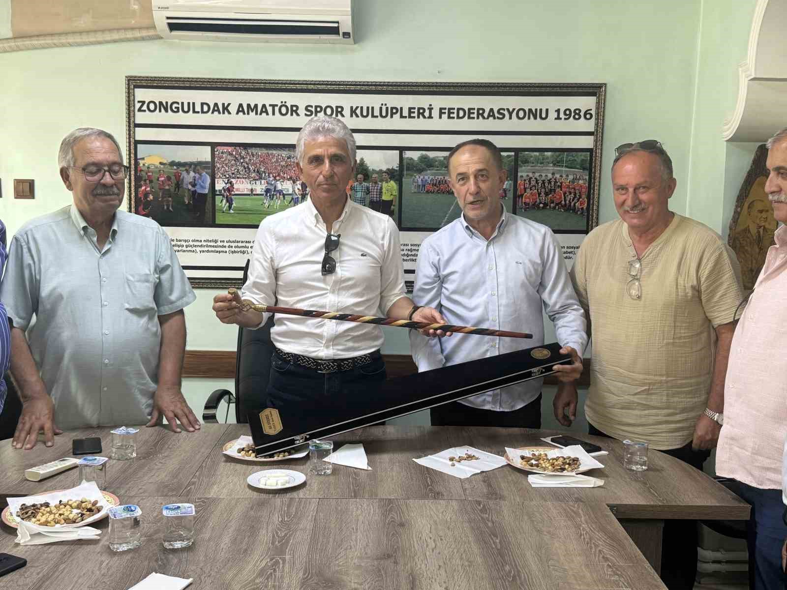 Türkiye Amatör Spor Kulüpleri Konfederasyonu Başkanı Ali Düşmez: 