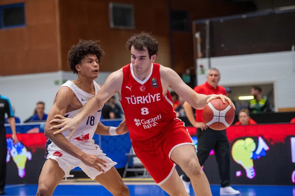 FIBA 18 Yaş Altı Erkekler Avrupa Şampiyonası: Fransa: 92 - Türkiye: 58
