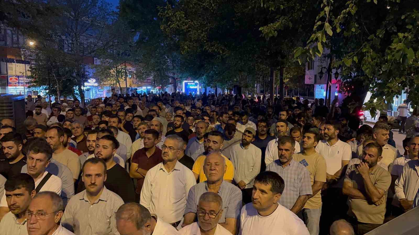 Haniye suikastı Adıyaman’da protesto edildi
