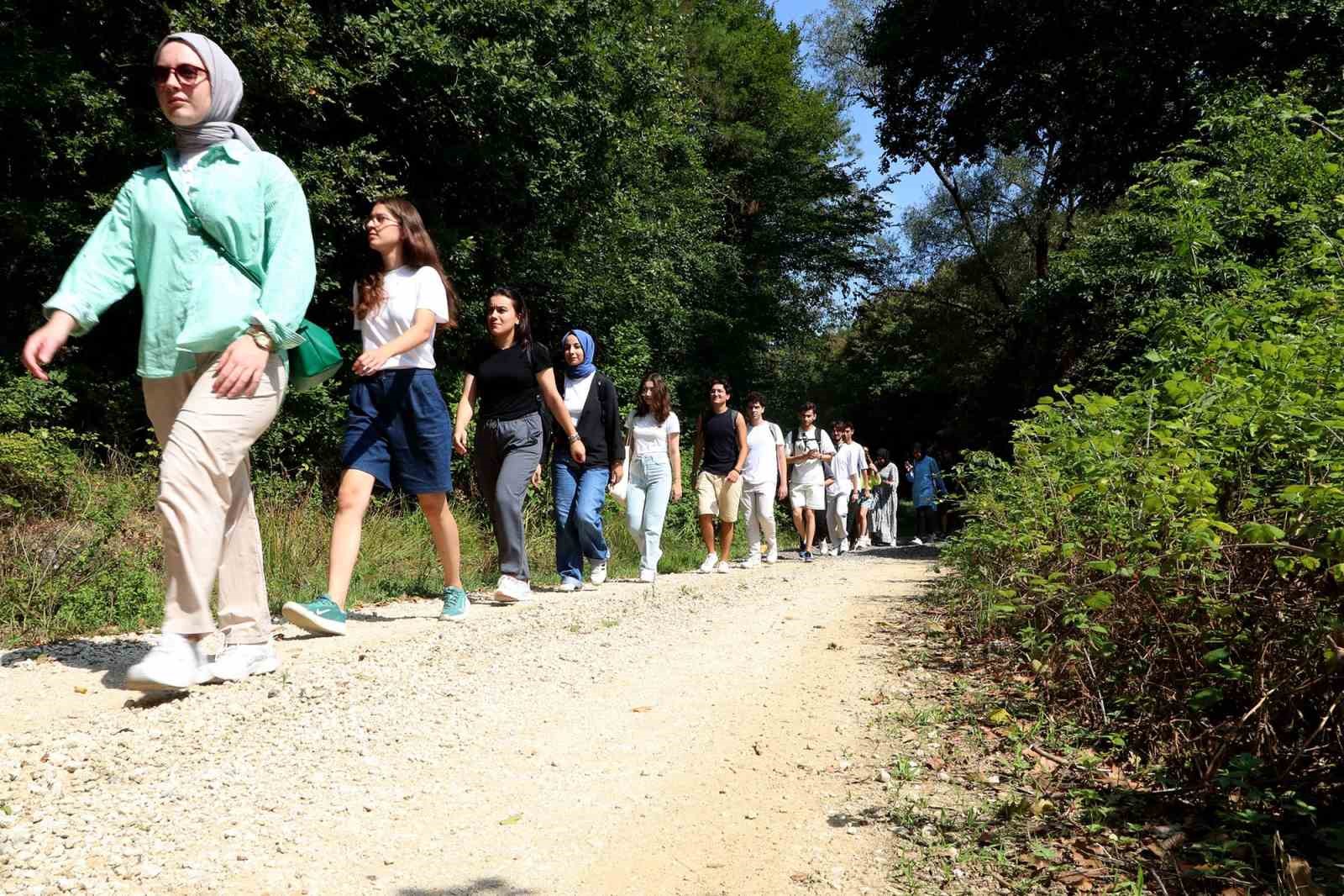 Sakarya’nın gençleri tabiatın kalbinde yolculuğa çıktı
